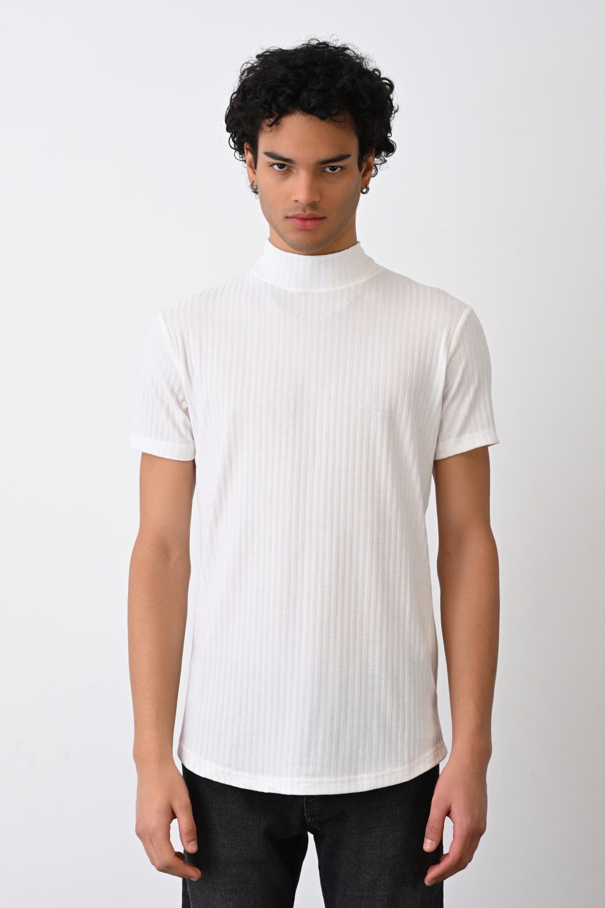 Wholesale Men Ecru T-shirt 721210