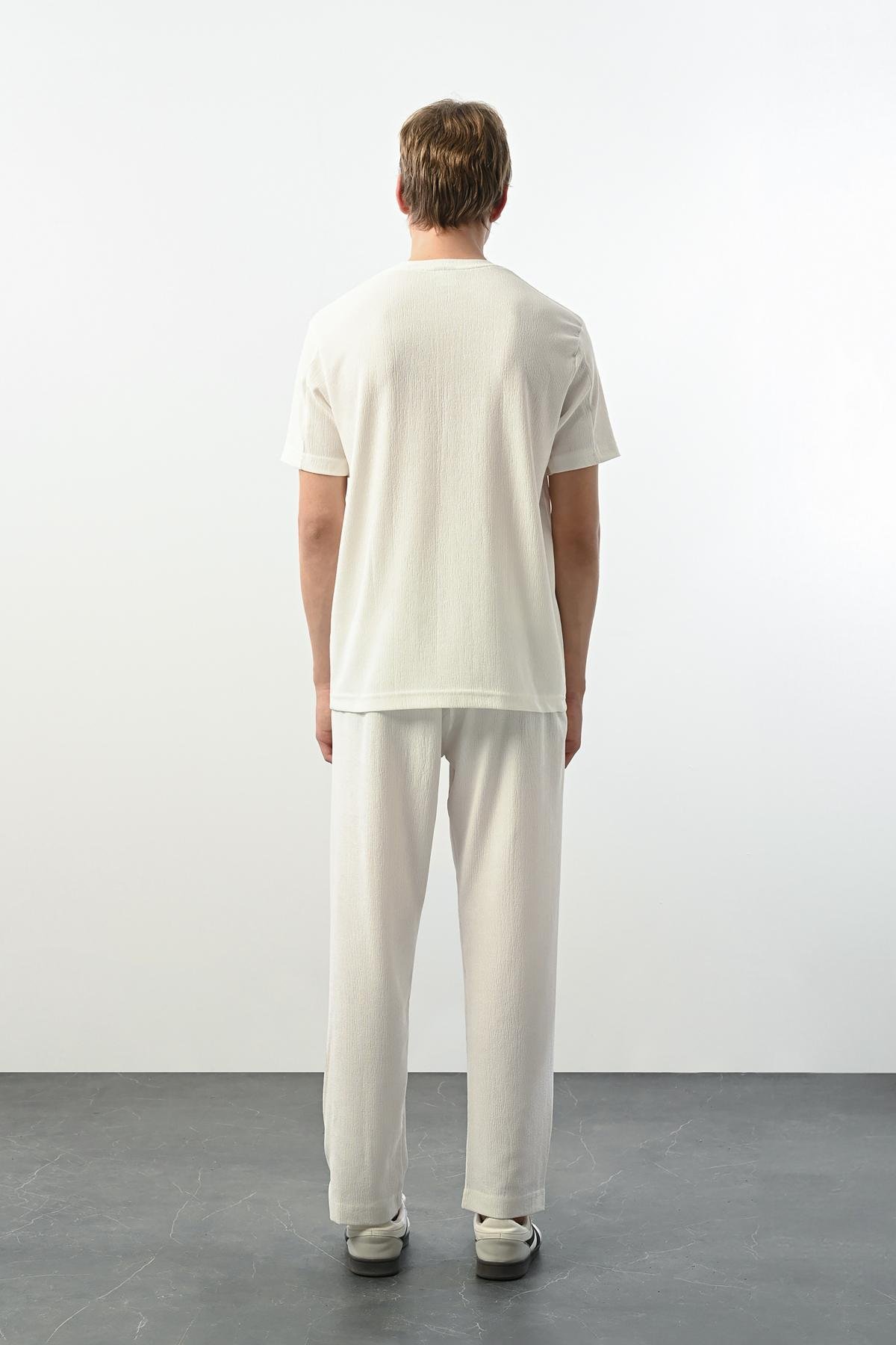 Wholesale Men Ecru T-shirt 721219