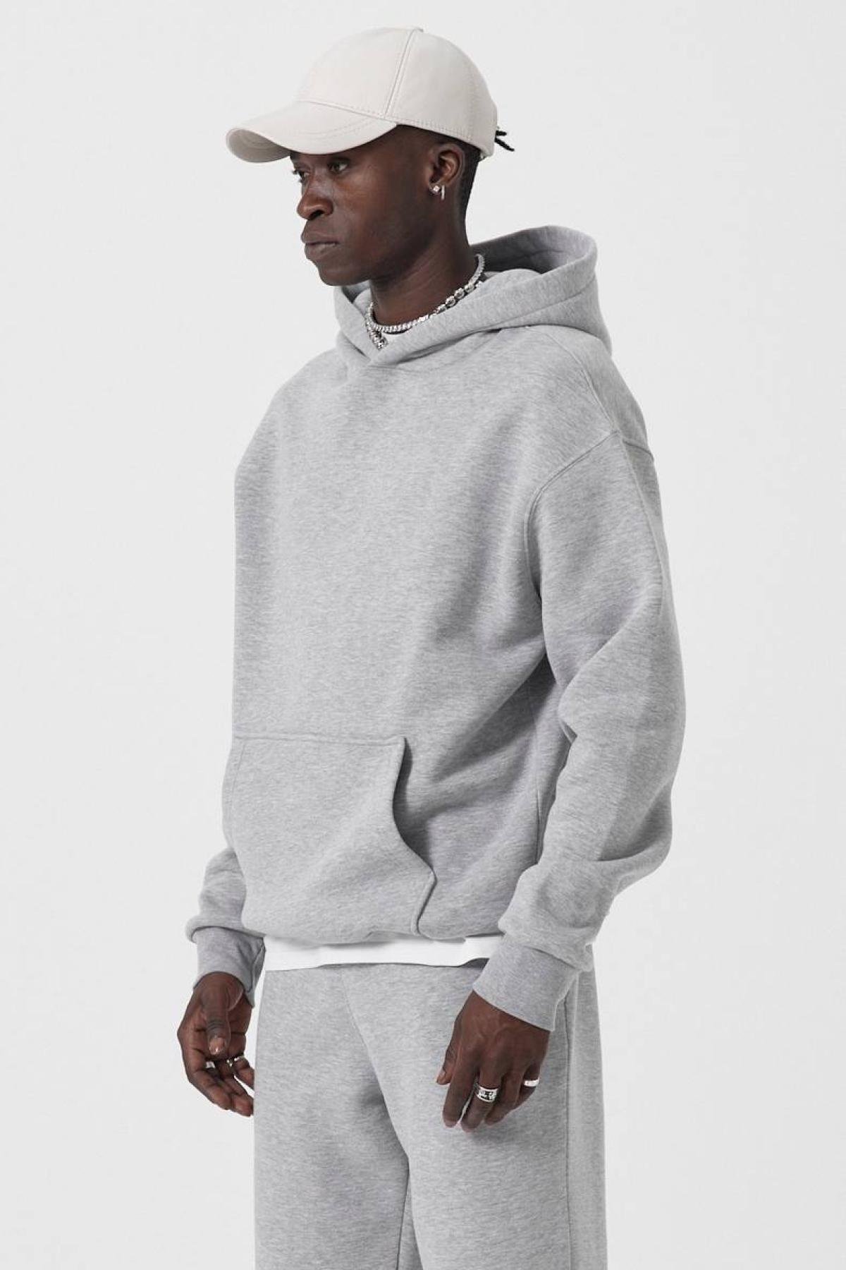 Wholesale Men Gray Hoodie with Kangaroo Pocket 739202