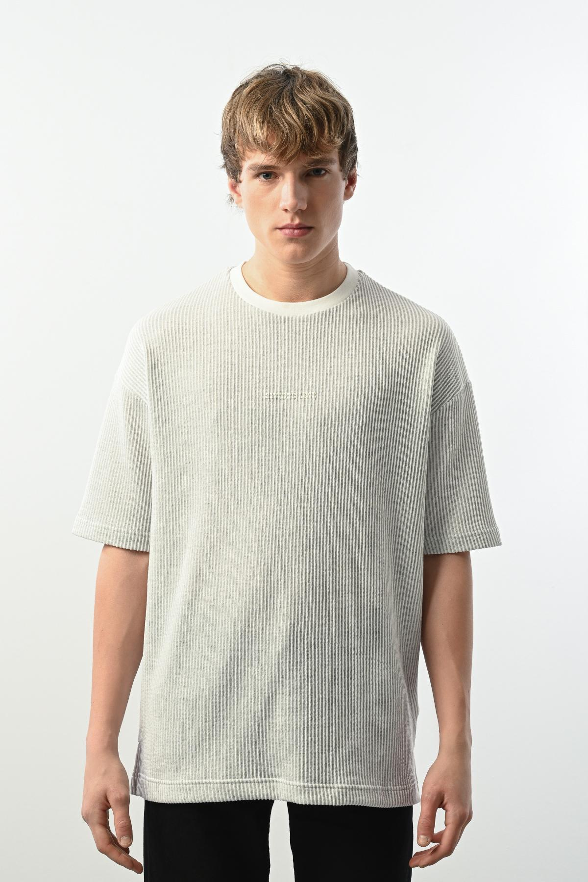 Wholesale Men Gray T-shirt 721553