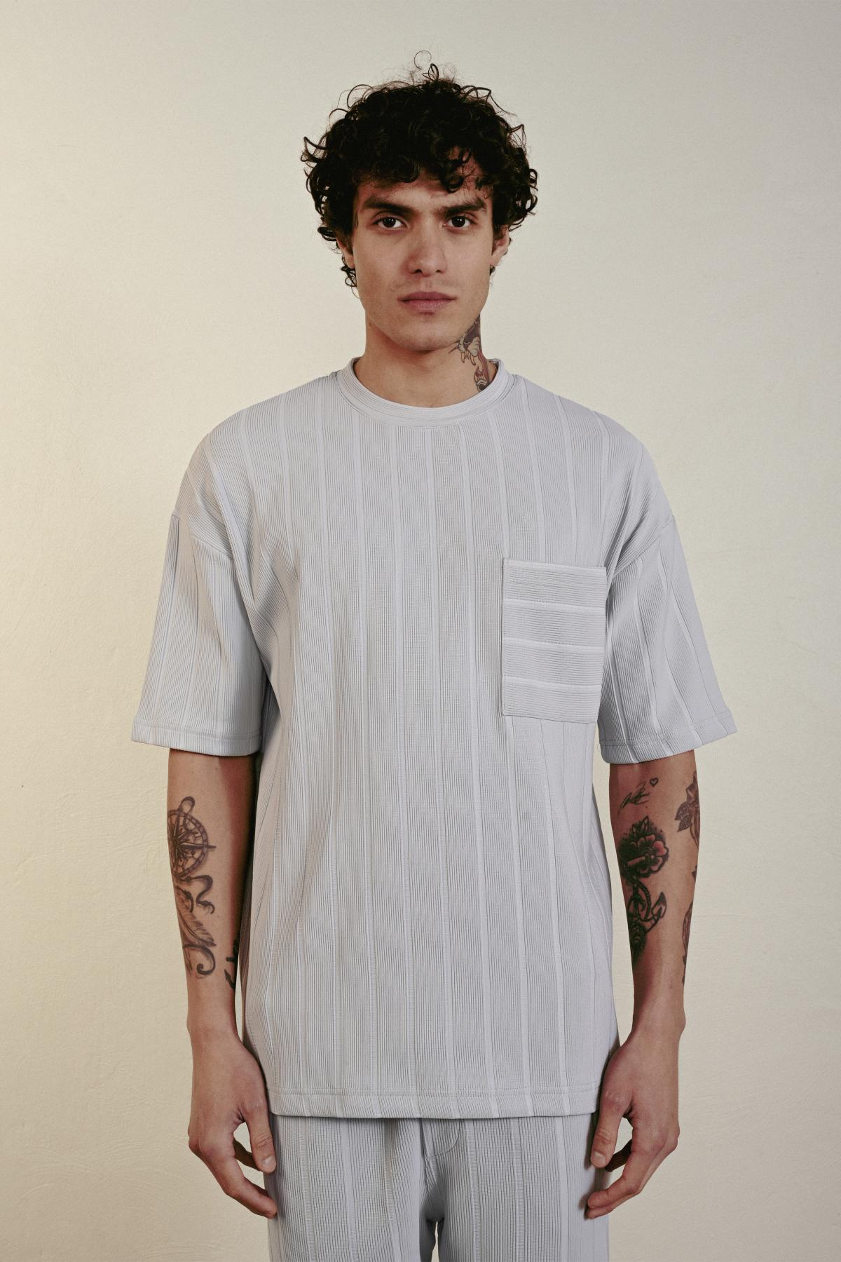 Wholesale Men Gray T-shirt 721670