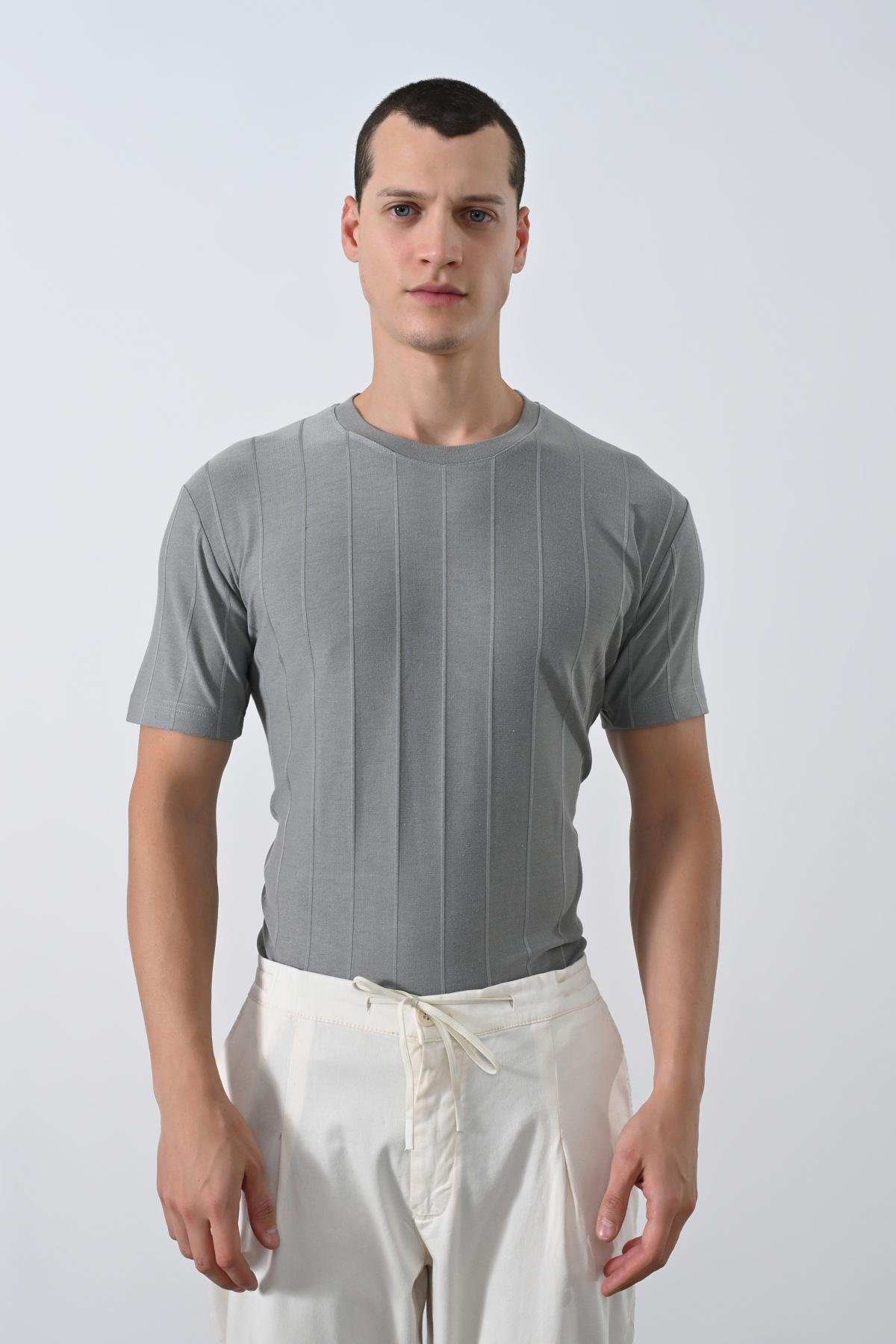 Wholesale Men Gray T-shirt 721391