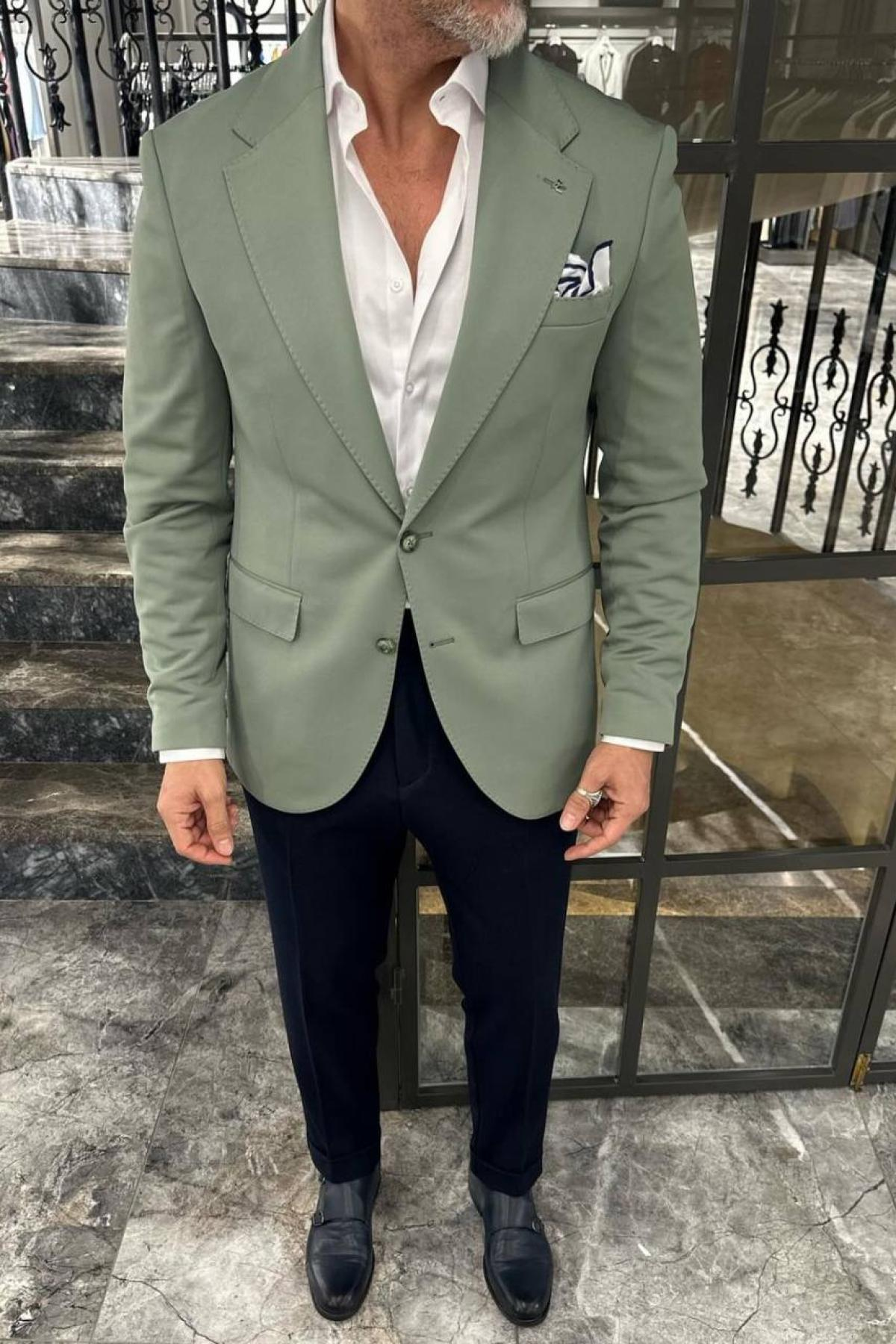 Wholesale Men Green Wide Notched Collar Jacket 731386