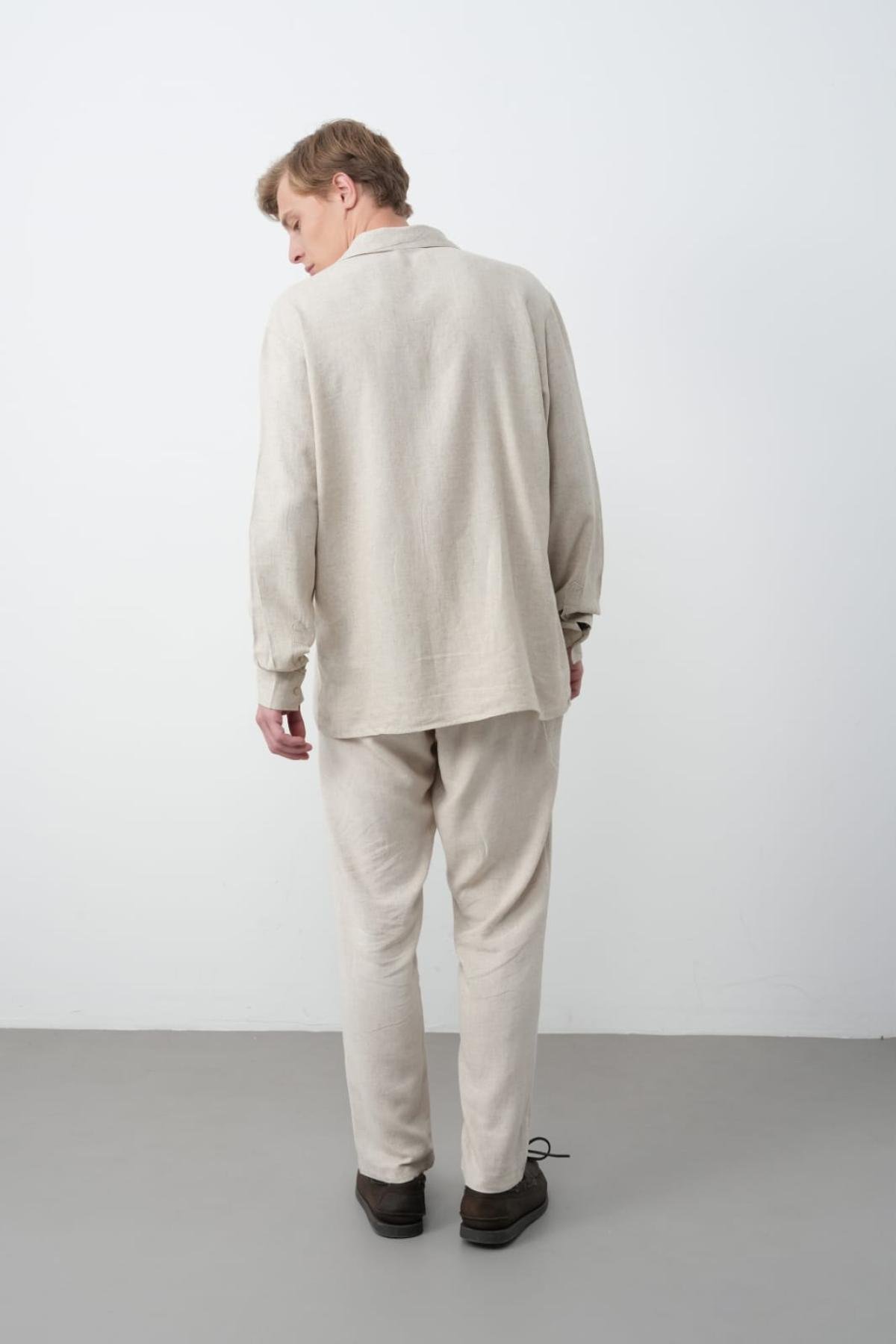 Wholesale Men Ivory Long-Sleeve Shirt 739086