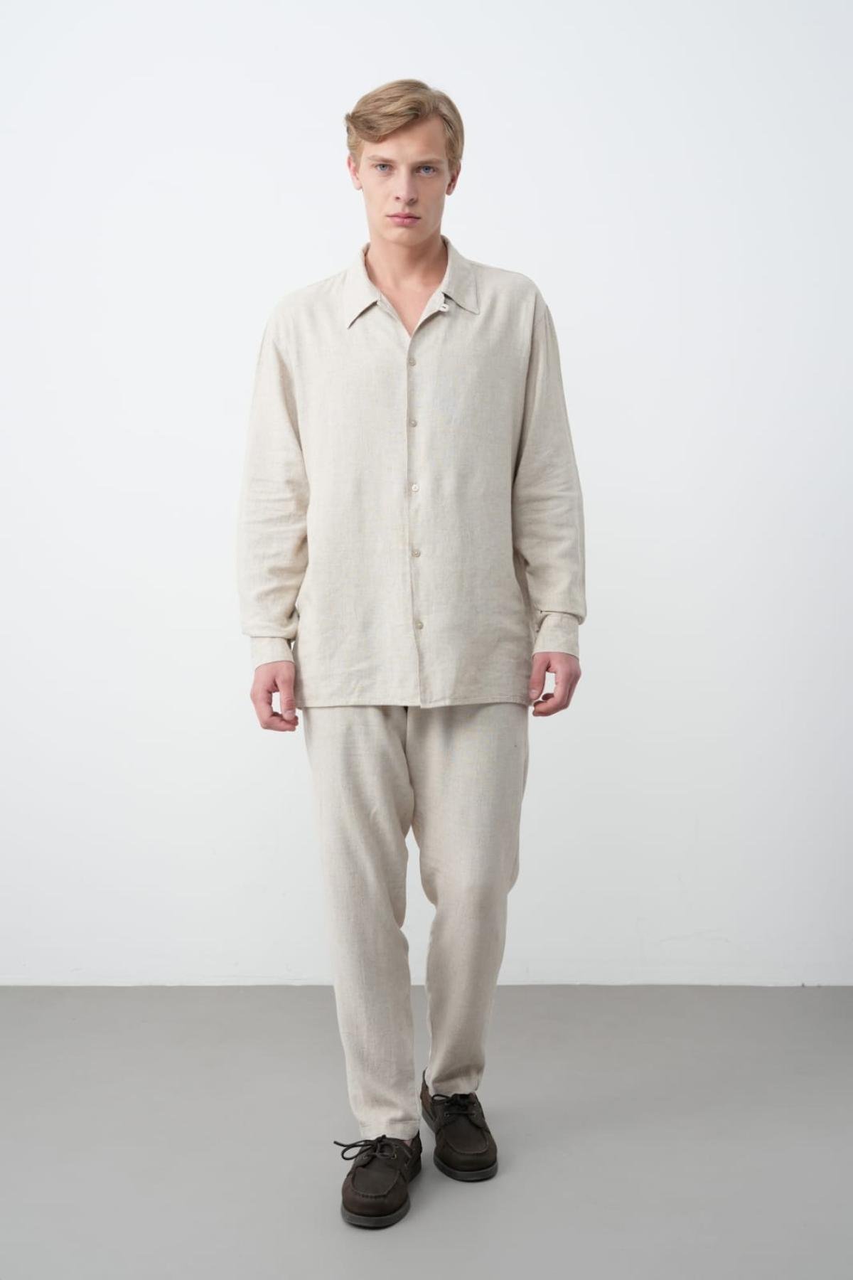 Wholesale Men Ivory Long-Sleeve Shirt 739086