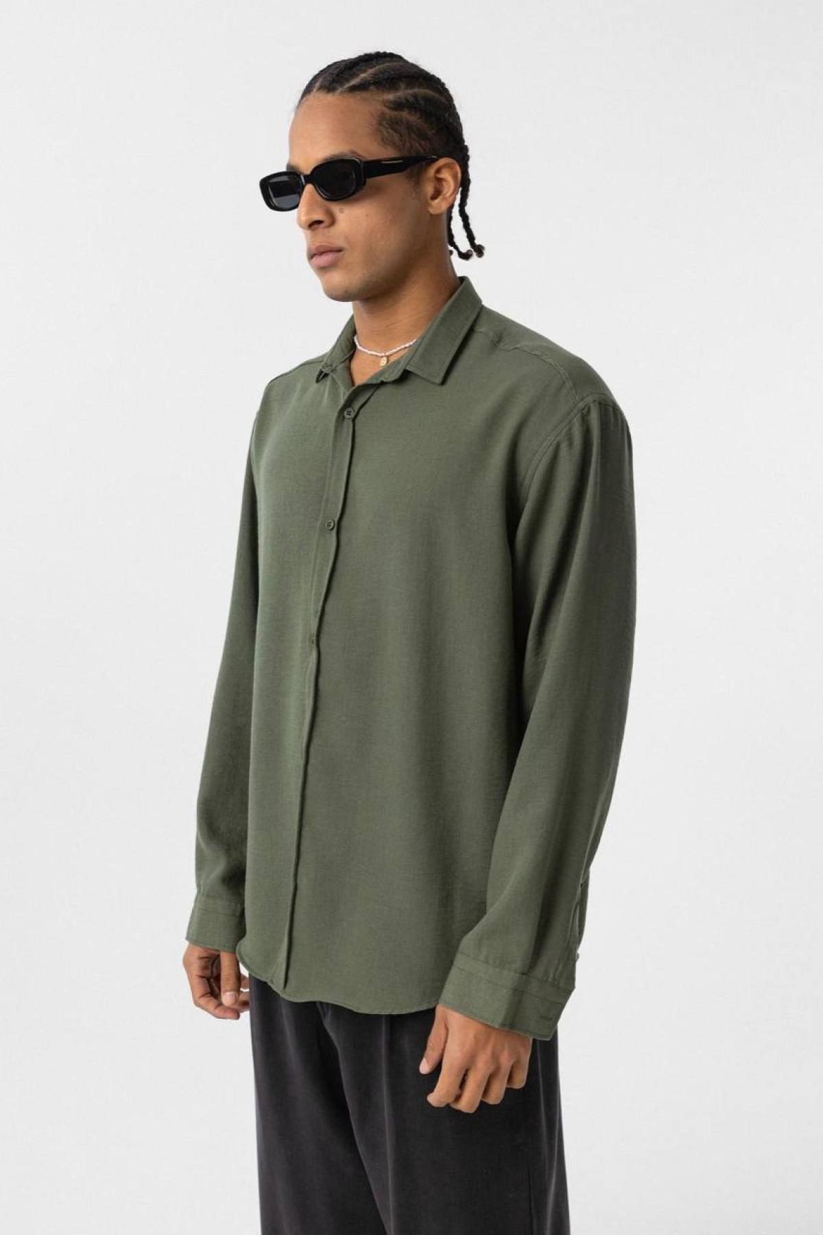 Wholesale Men  Khaki Oversize Shirt 731272