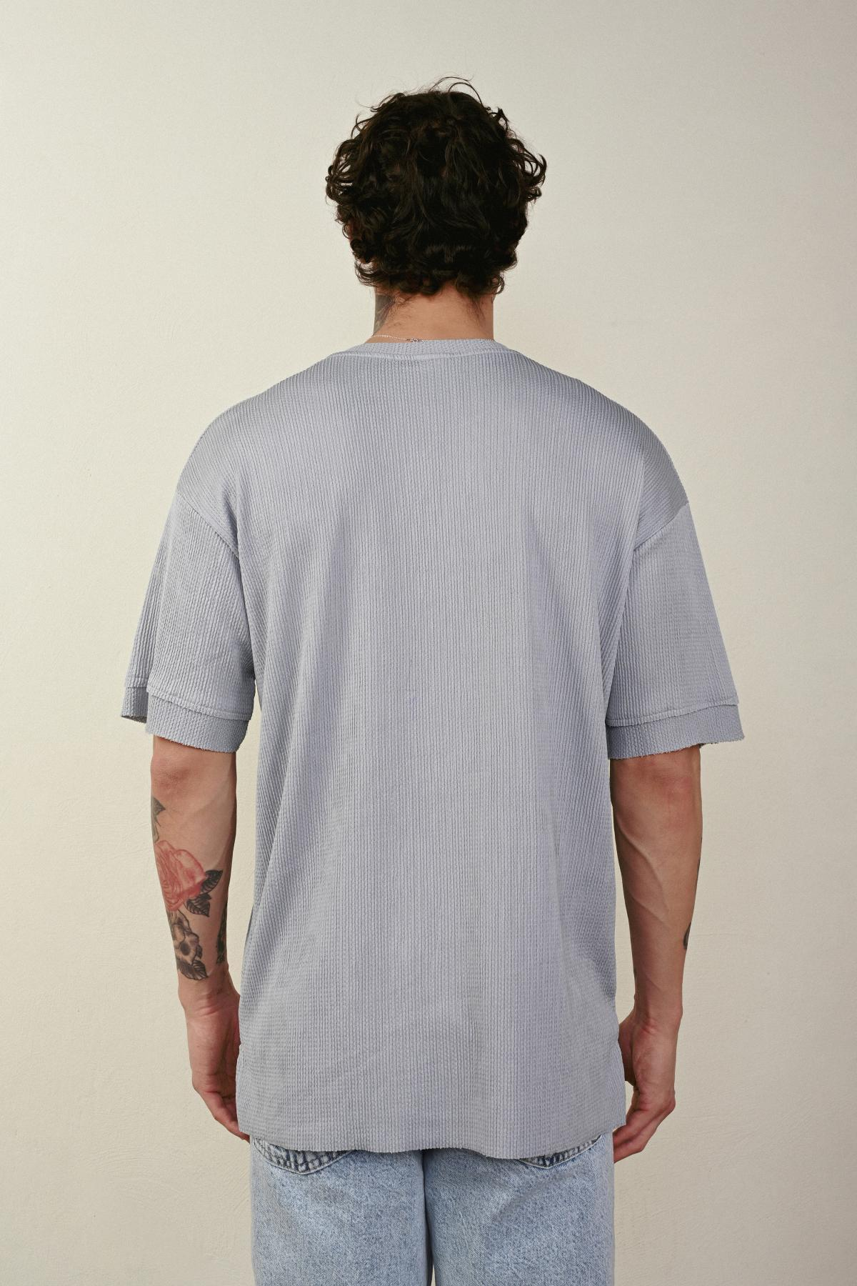 Wholesale Men Light Blue T-shirt 721300