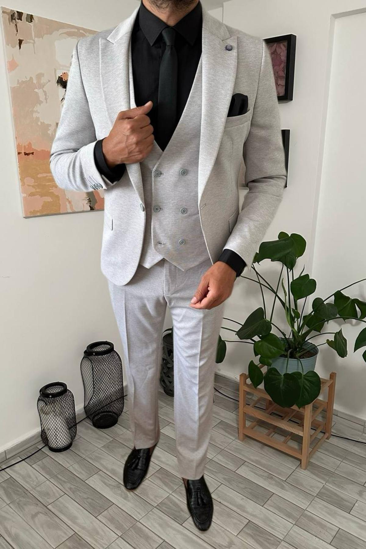 Wholesale Men Light Gray Three Piece Suits Plus Size Blazer Vest and Trousers 708950