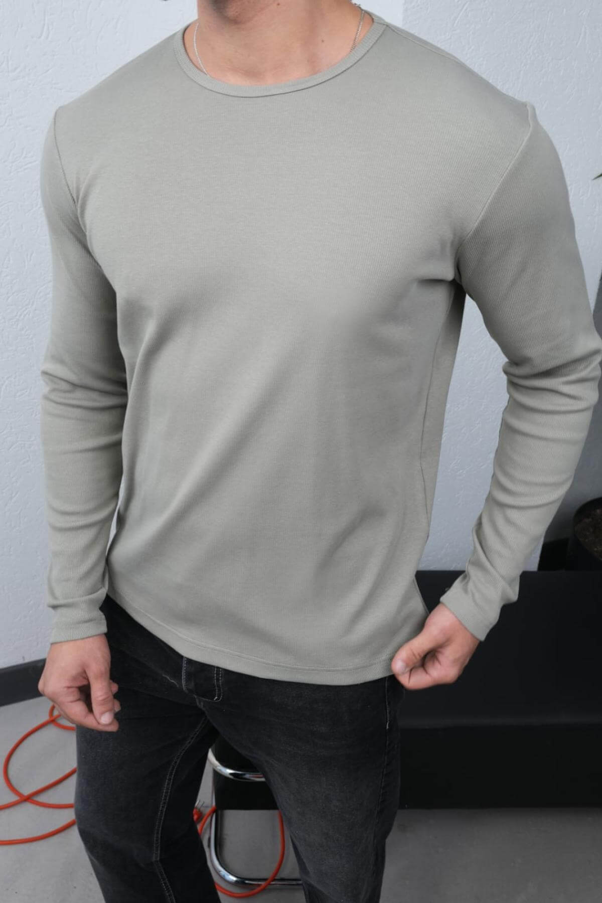 Wholesale Men Menthol Crew-Neck Sweatshirt 738111