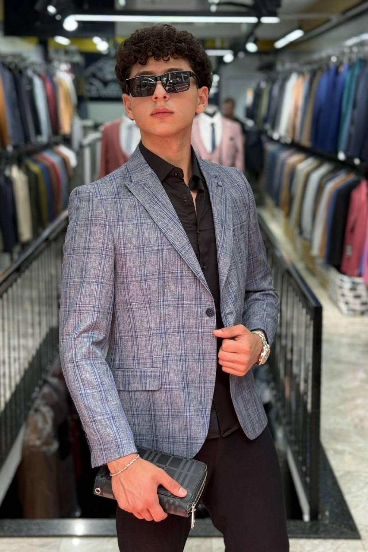 Wholesale Men Navy Plaid Blazer 738066