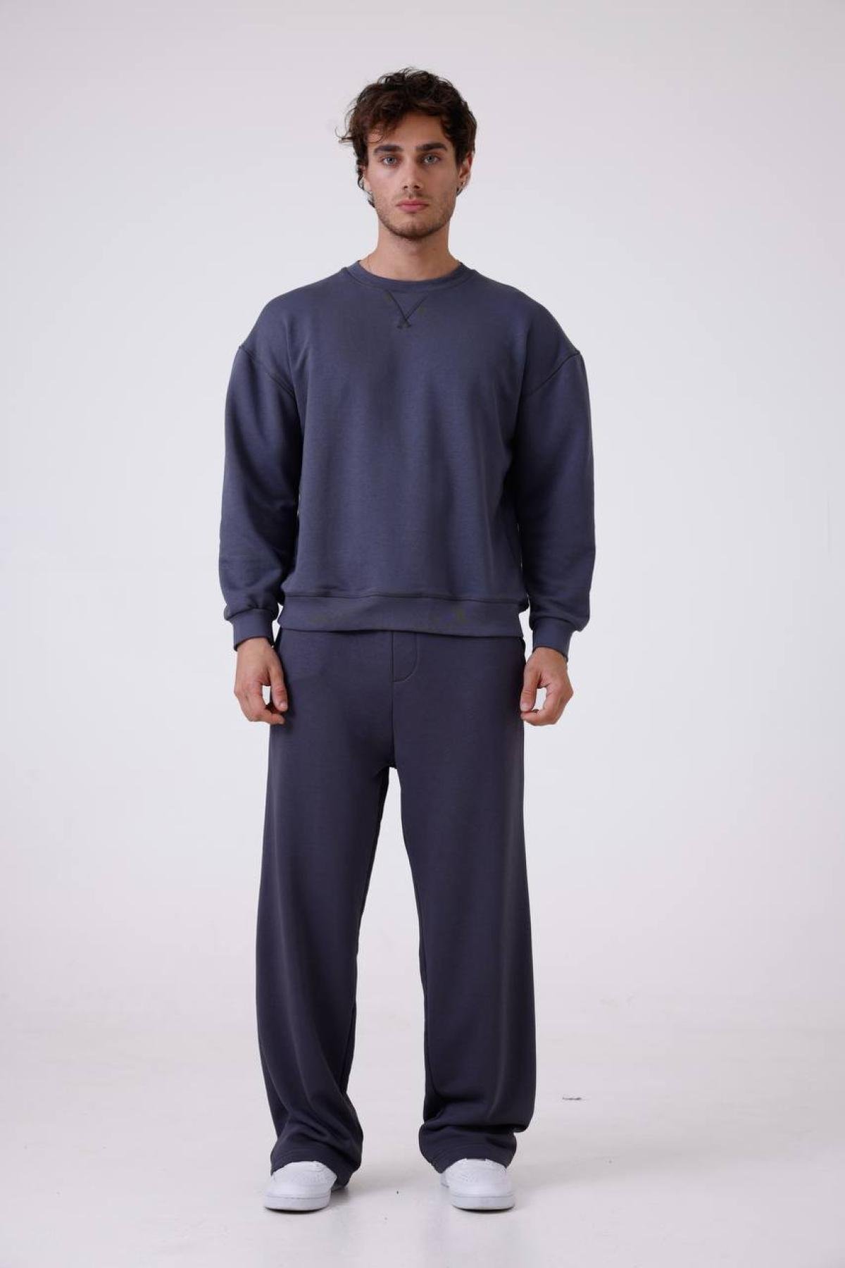 Wholesale Men Navy Sweatshirt 739185