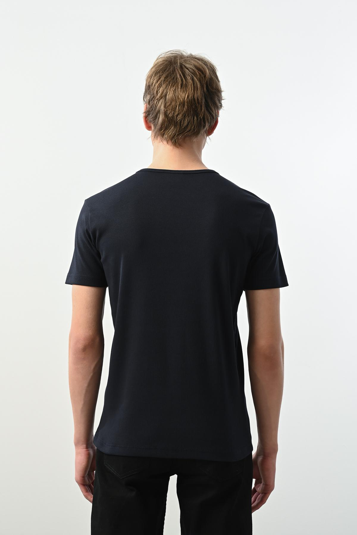 Wholesale Men Navy T-shirt 721373