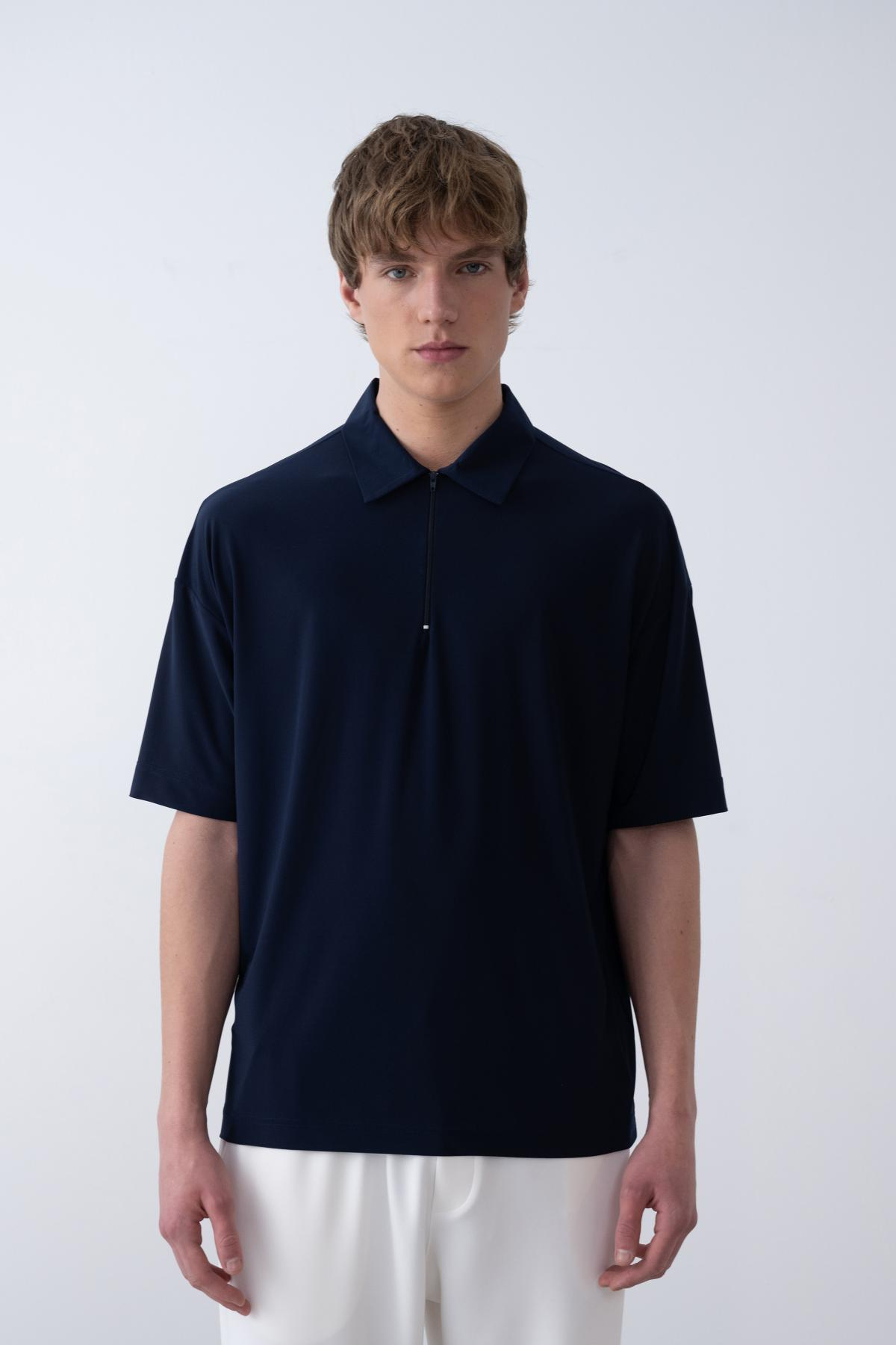 Wholesale Men Navy T-shirt 721378