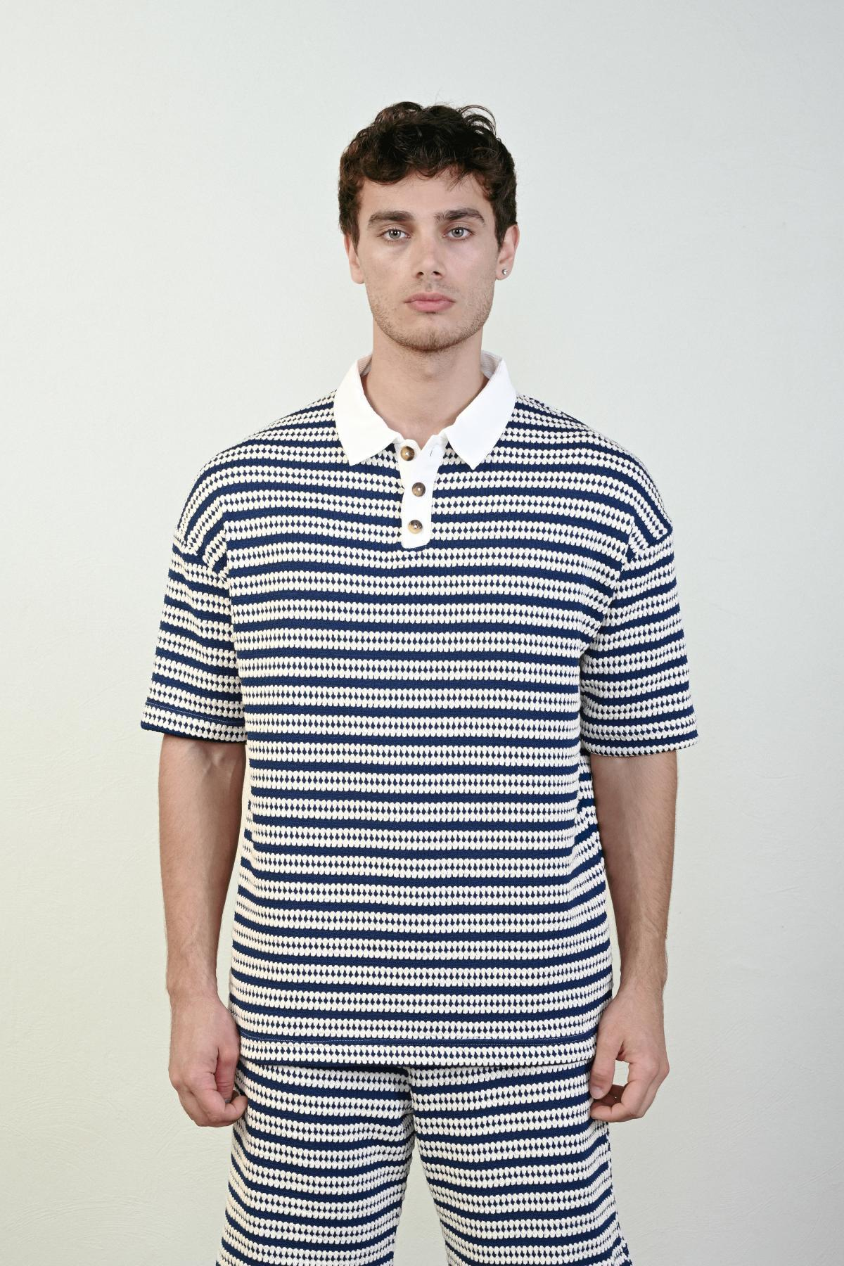 Wholesale Men Navy T-shirt 721648