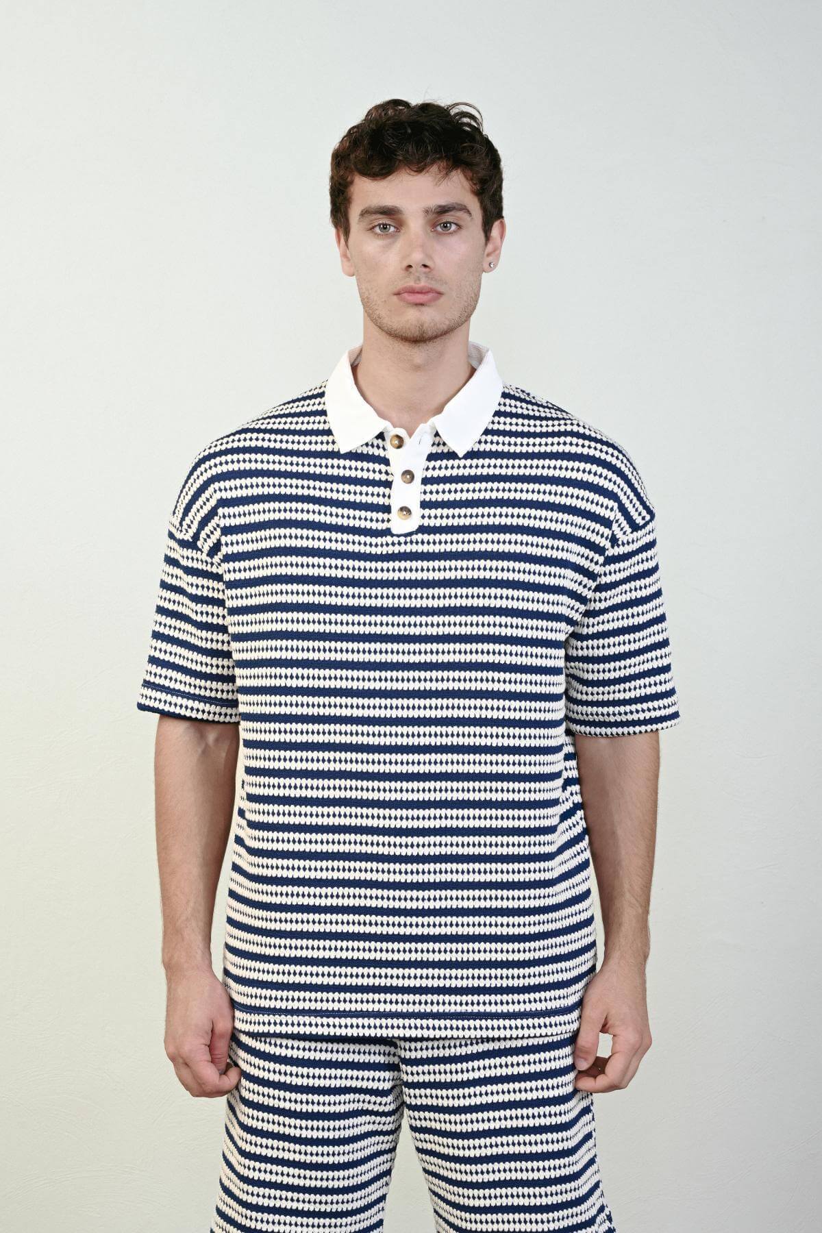 Wholesale Men Navy T-shirt 721648