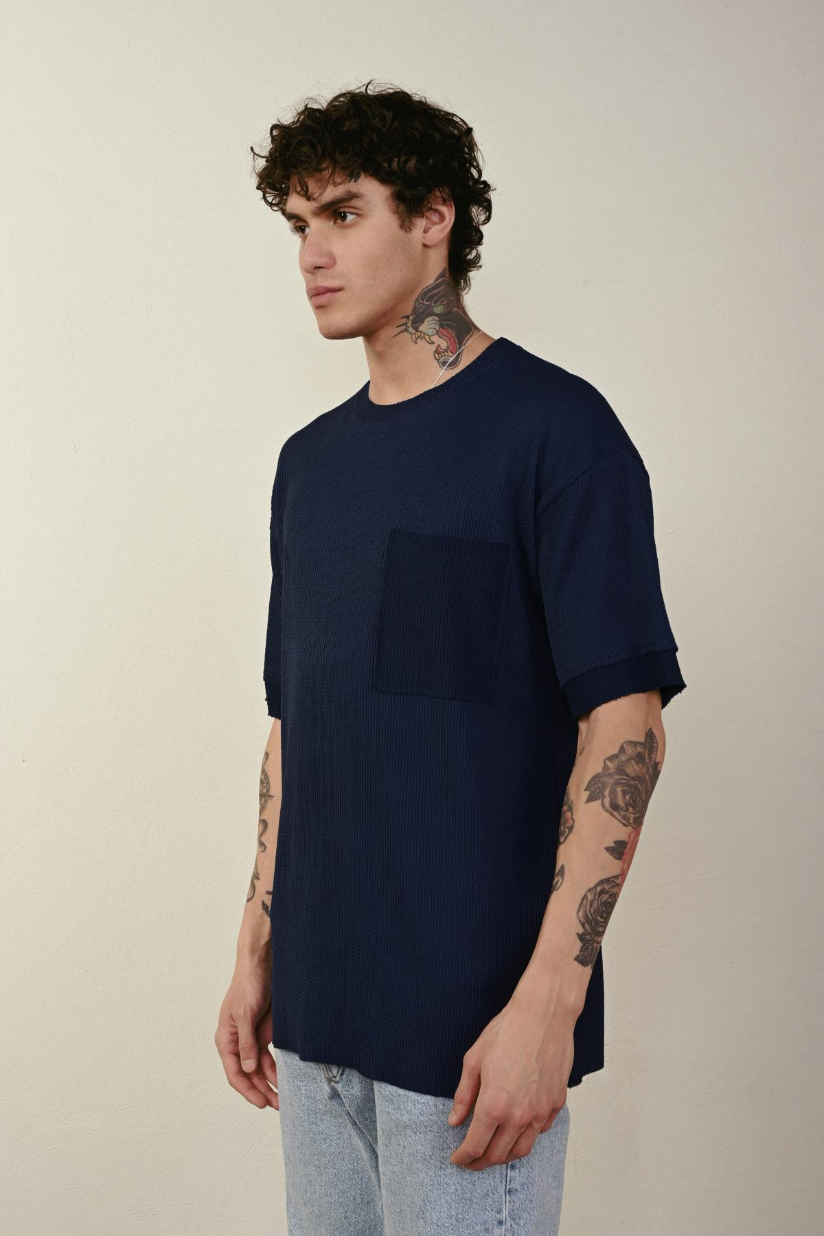 Wholesale Men Navy T-shirt 721301