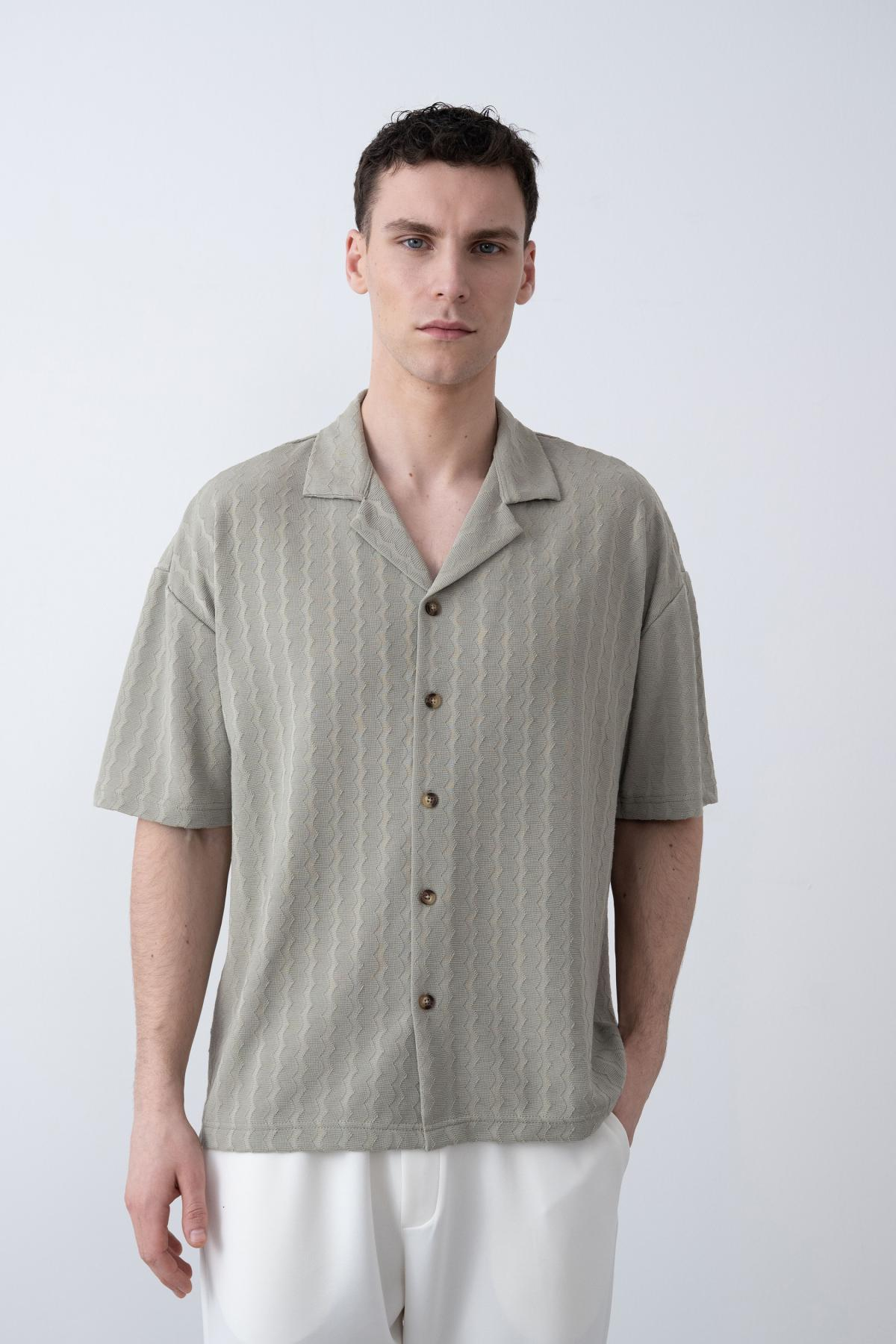 Wholesale Men Pastel Green Shirt 730305