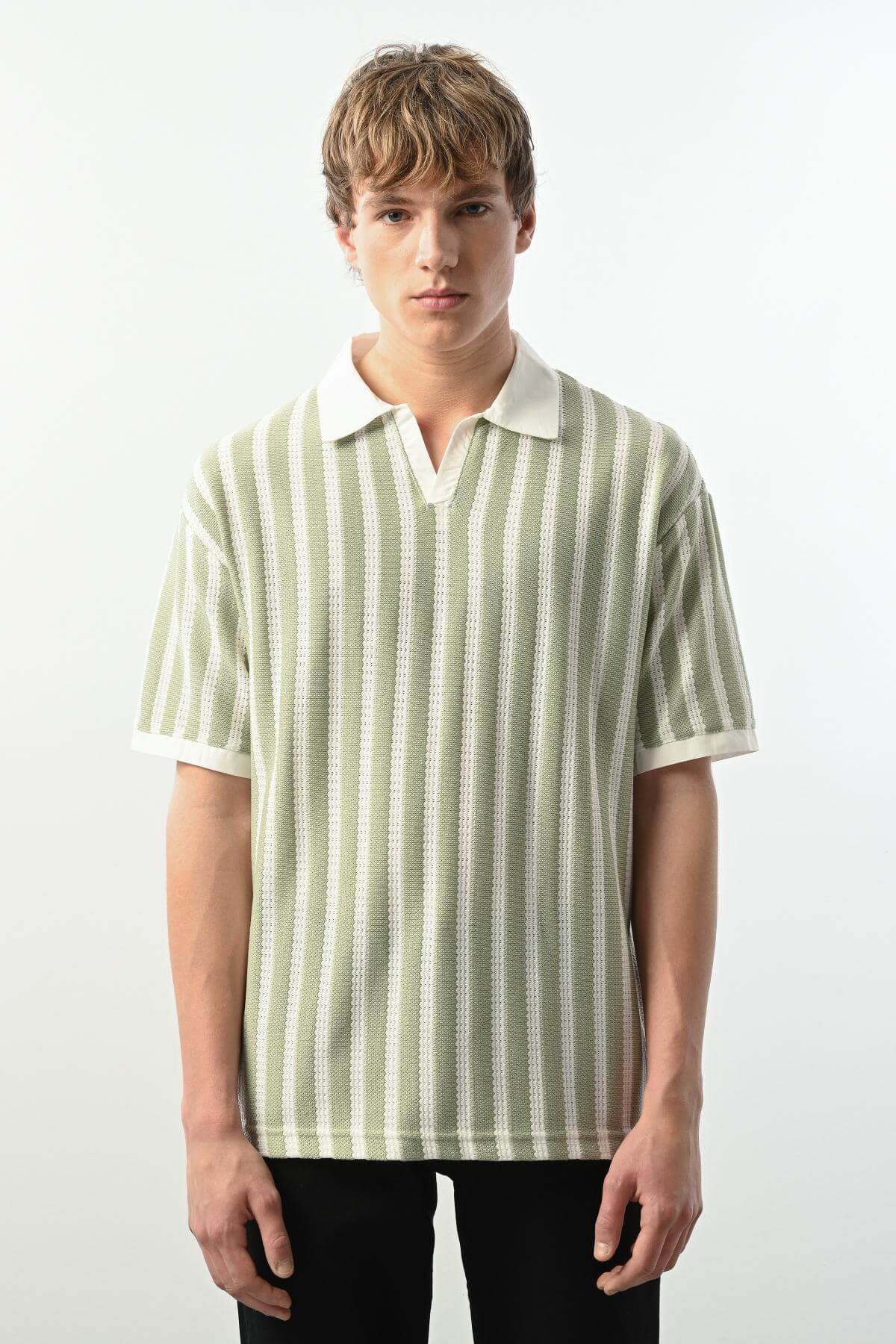 Wholesale Men Pastel Green T-shirt 721638