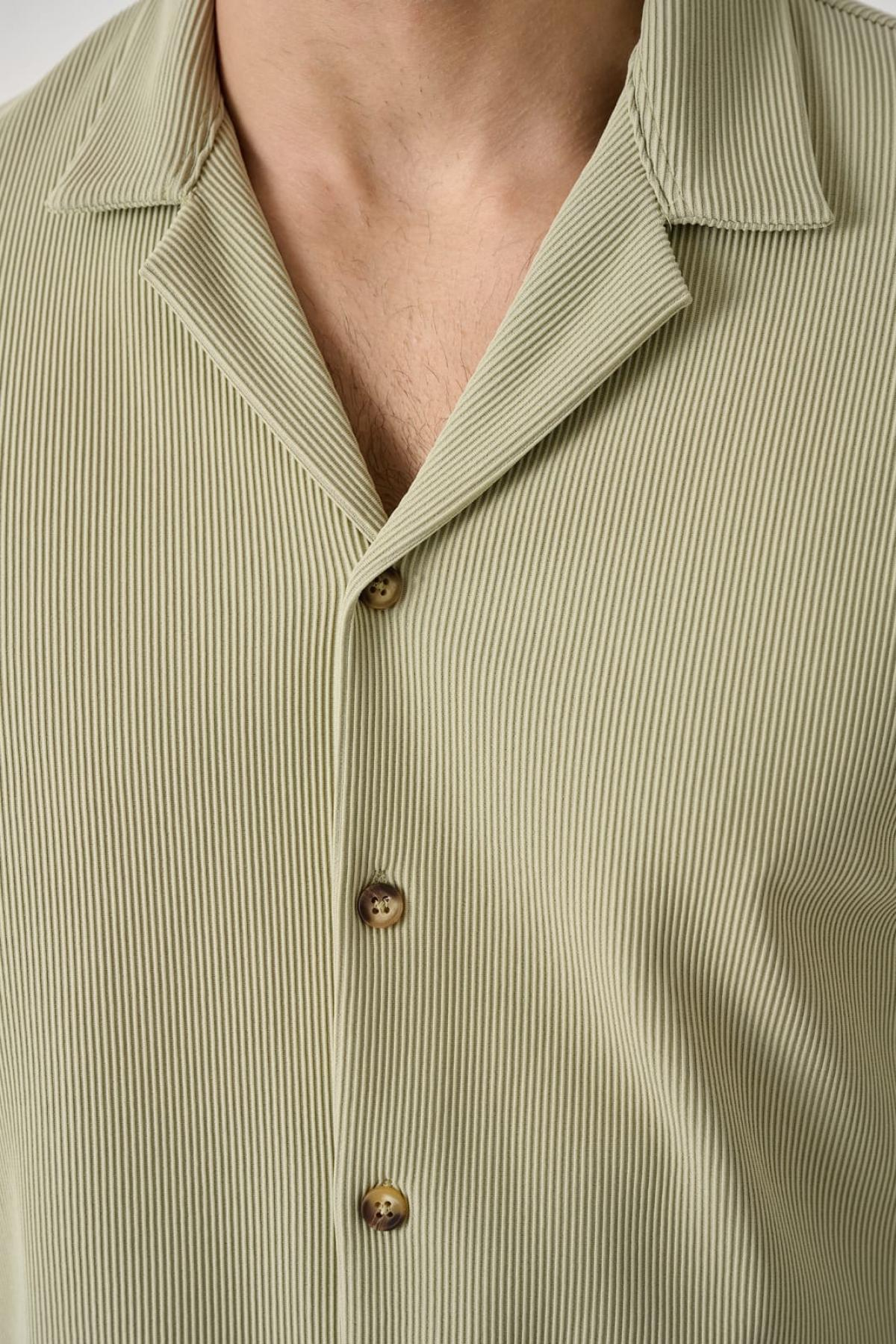 Wholesale Men Pastel Mint Long-Sleeve Shirt 739098