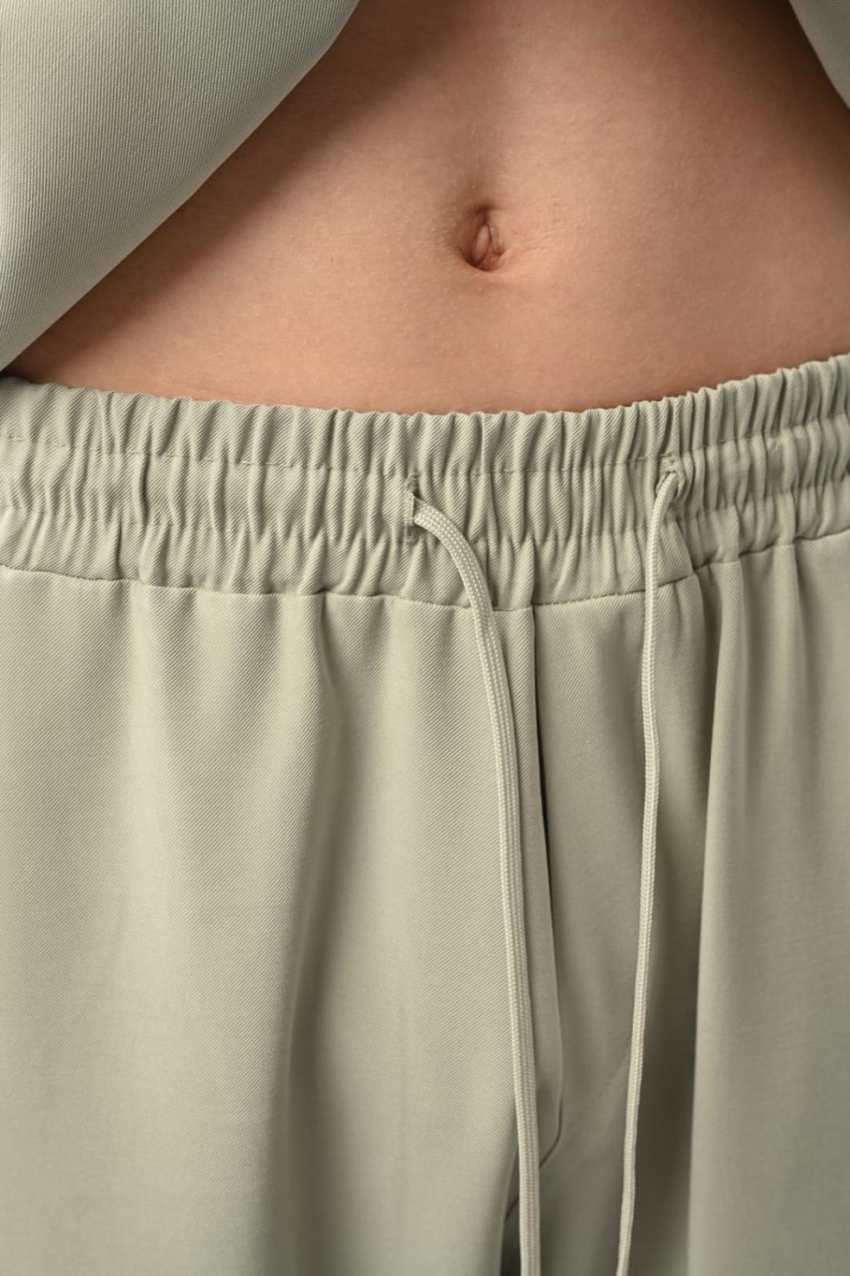 Wholesale Men Pastel Mint Pants 738332