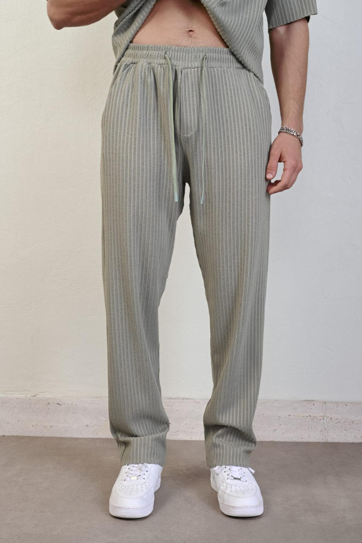 Wholesale Men Pastel Mint Pants 738699