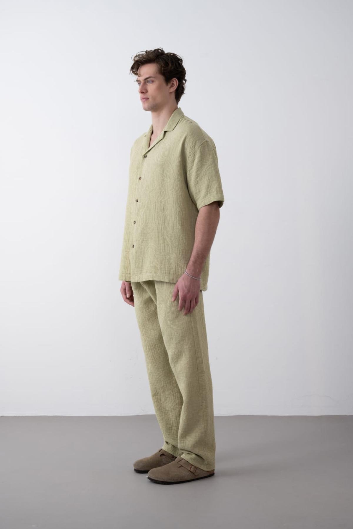 Wholesale Men Pastel Mint Pants 738244