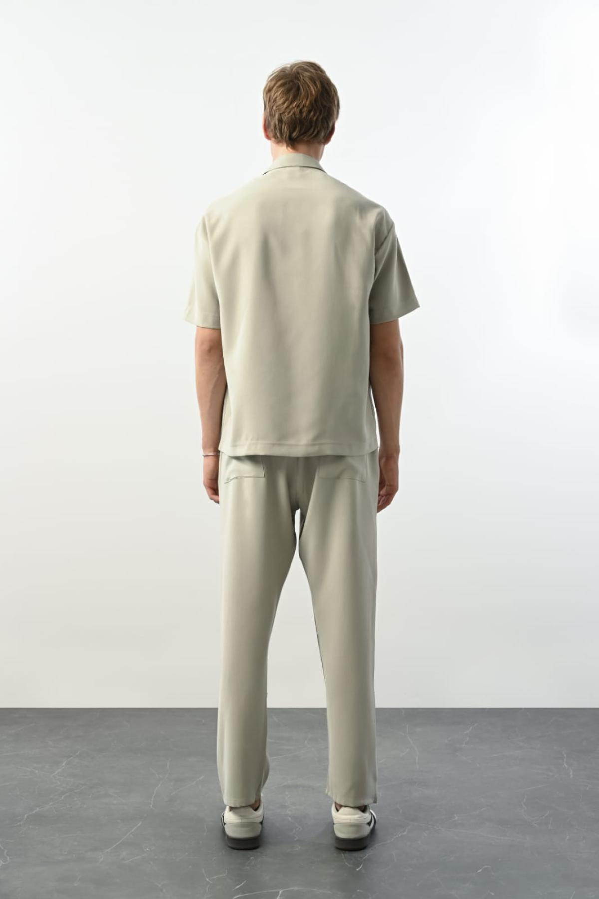 Wholesale Men Pastel Mint Pants 738332