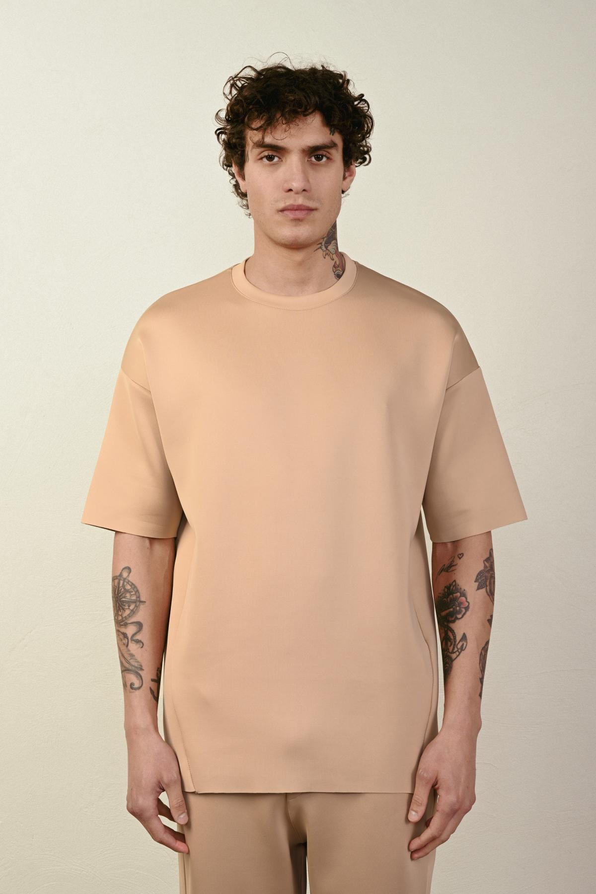 Wholesale Men Peach T-shirt 721434