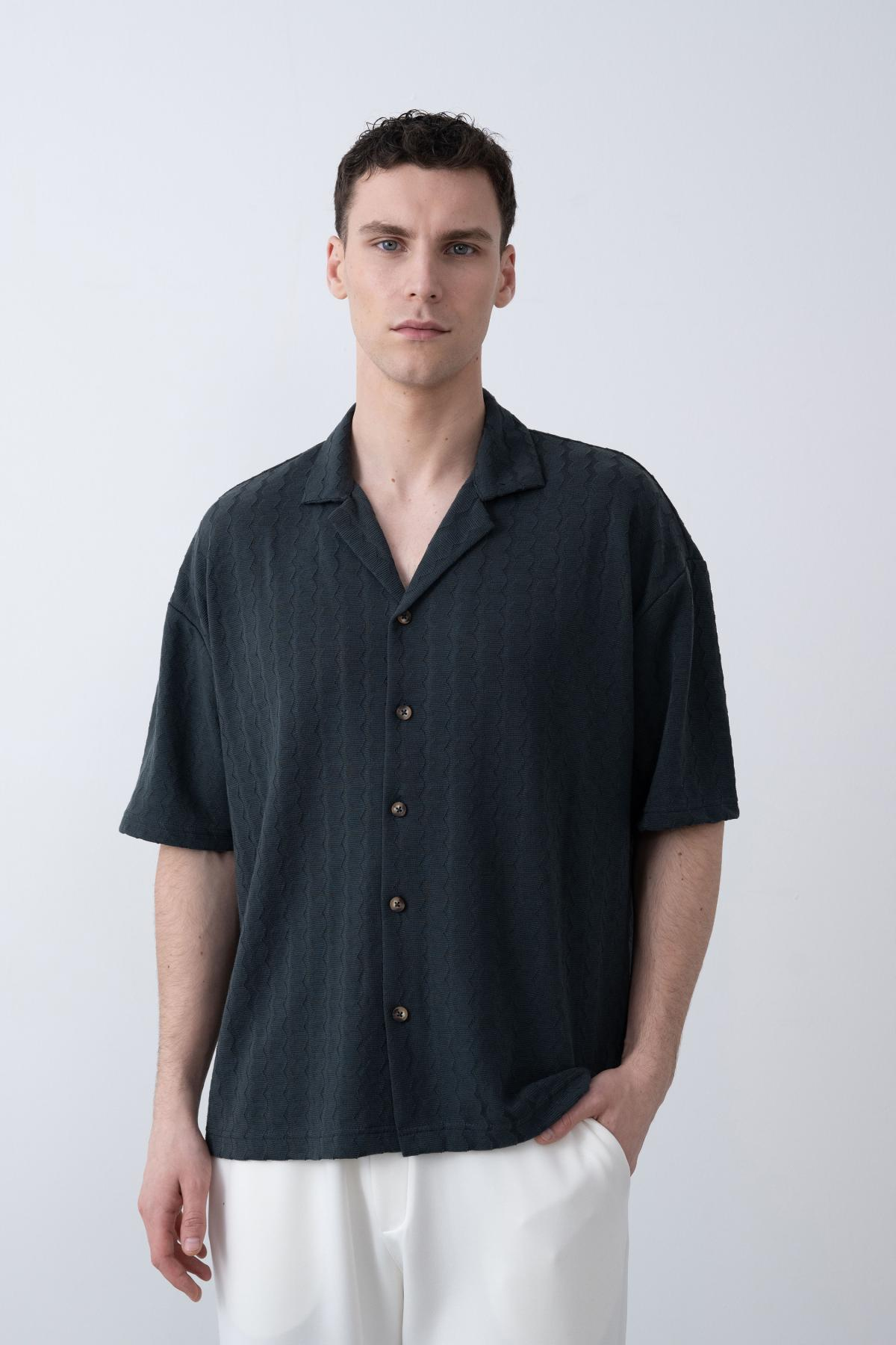 Wholesale Men Petrol Shirt 730304