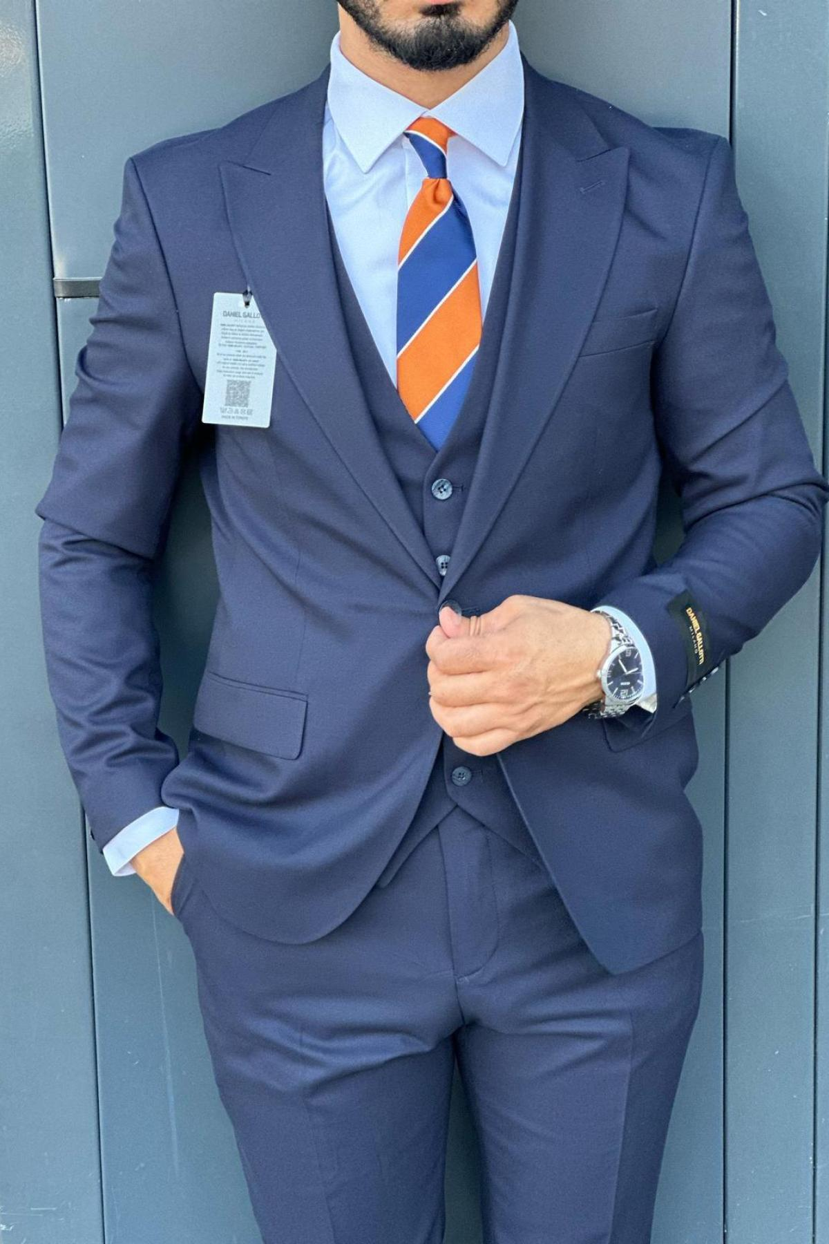 Wholesale Men Plus Size Navy Three-Piece Suit 739018