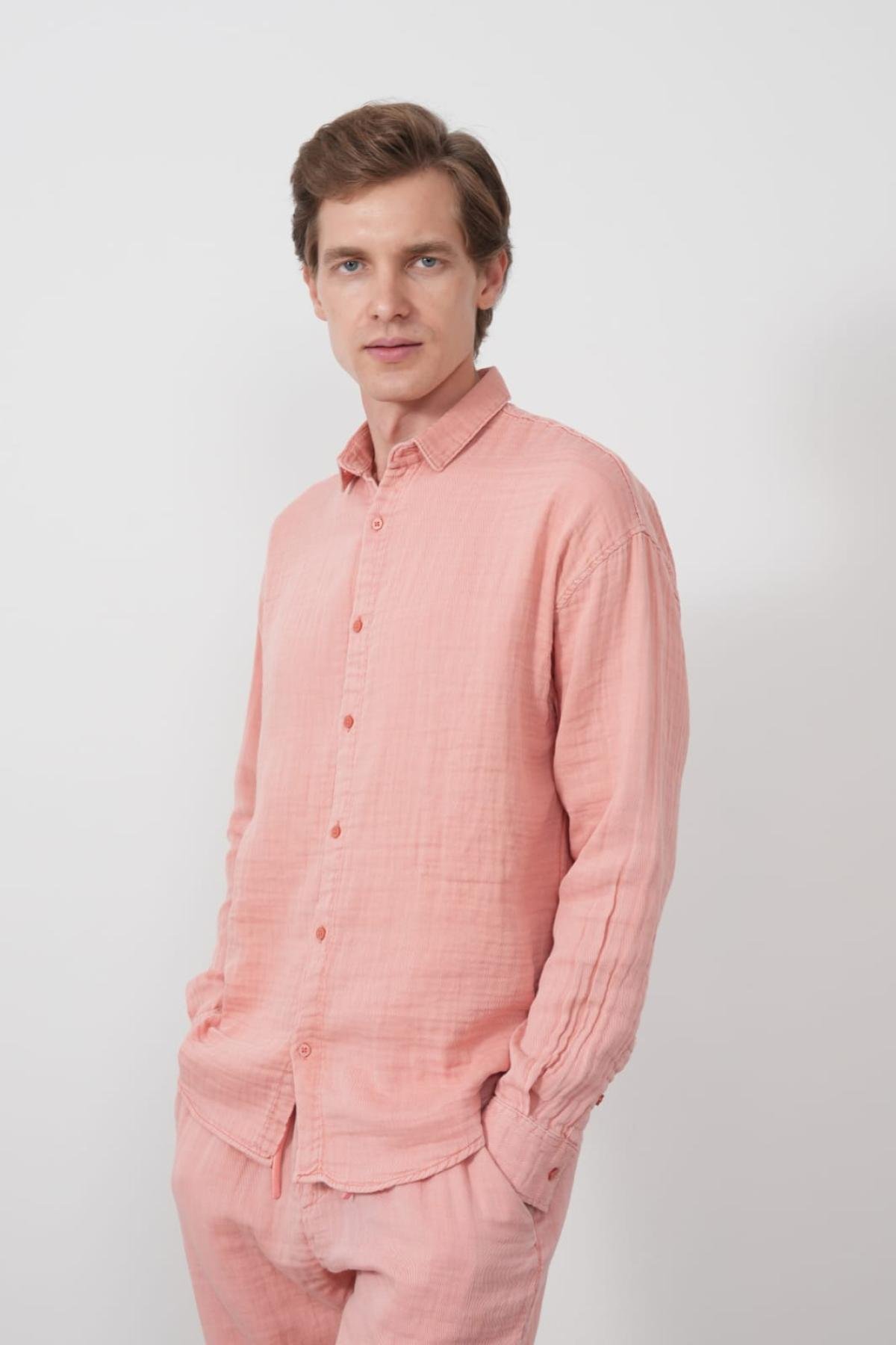 Wholesale Men Rose Pink Long-Sleeve Shirt 739087