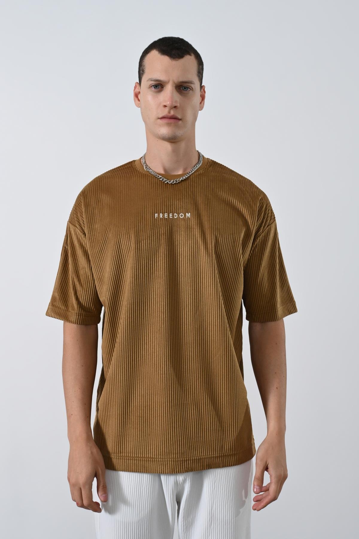 Wholesale Men Tobacco Brown T-shirt 721402