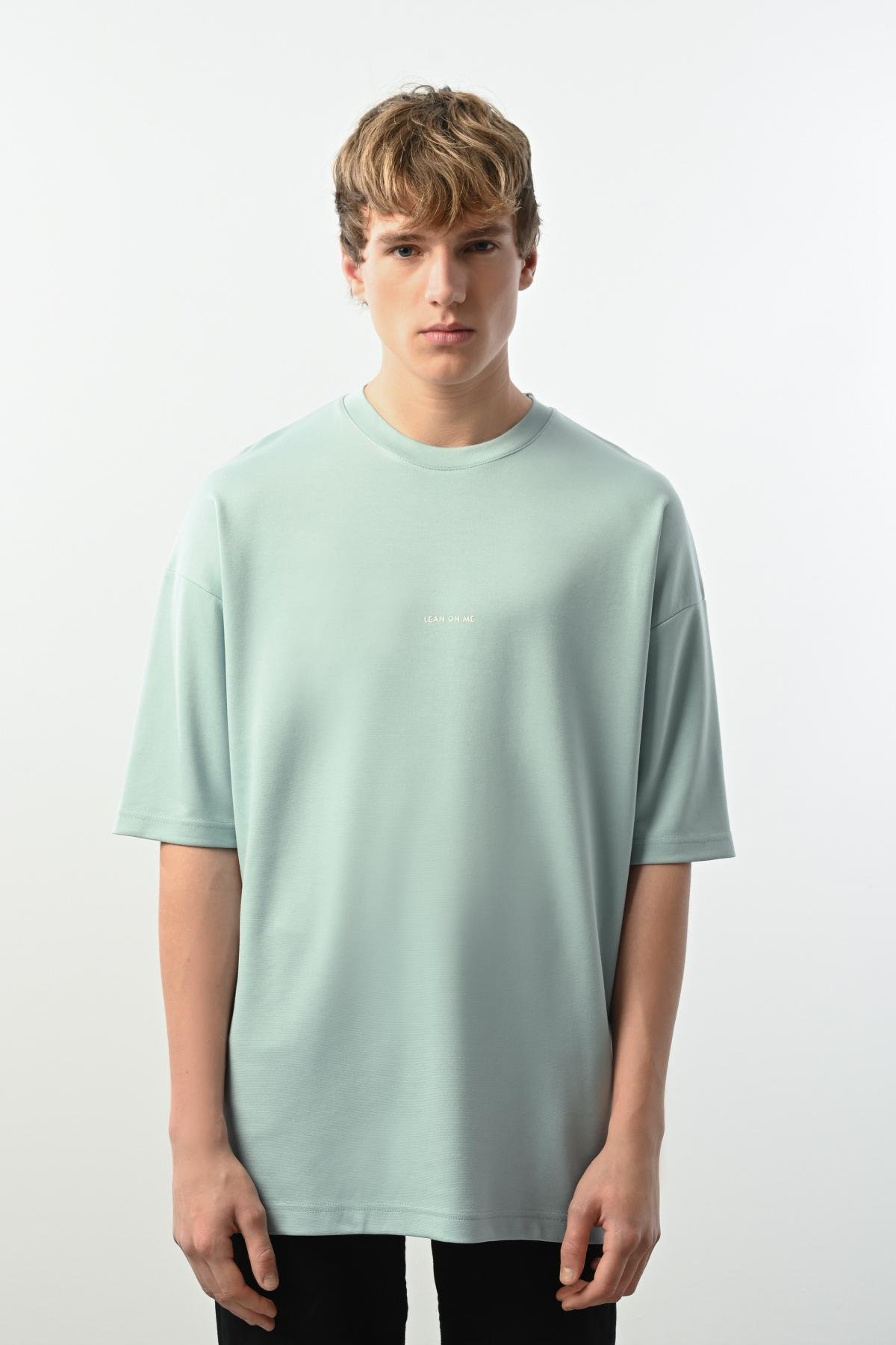 Wholesale Men Turquoise T-shirt 721655