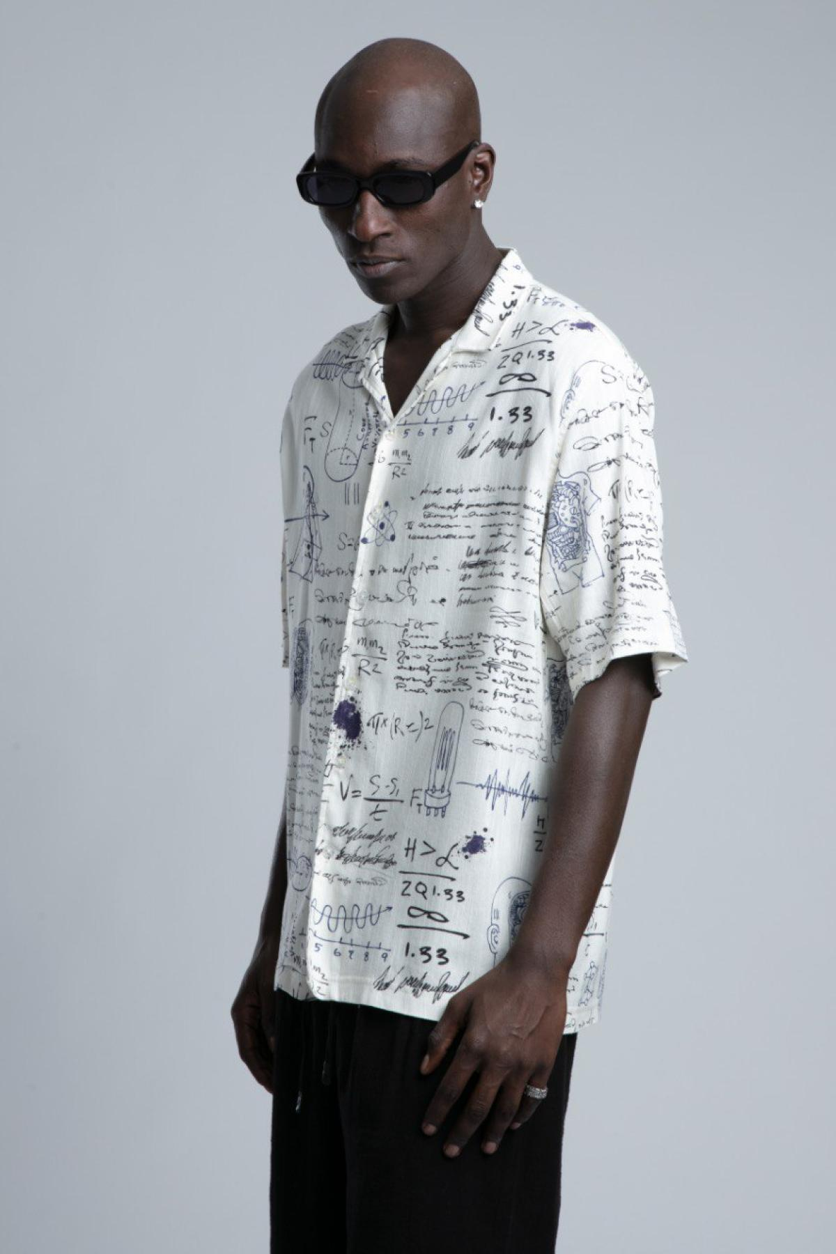 Wholesale Men White Printed Short Sleeve Shirt 729984