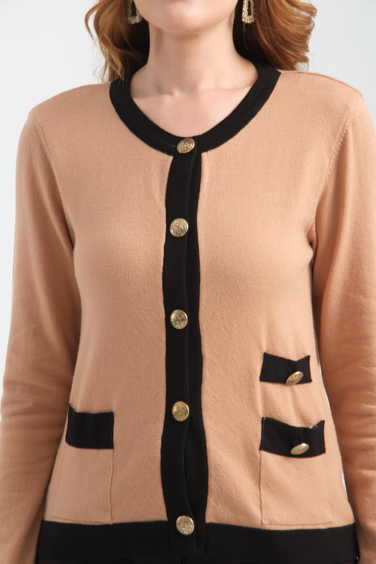 Wholesale Women Beige Collarless Cardigans 706716