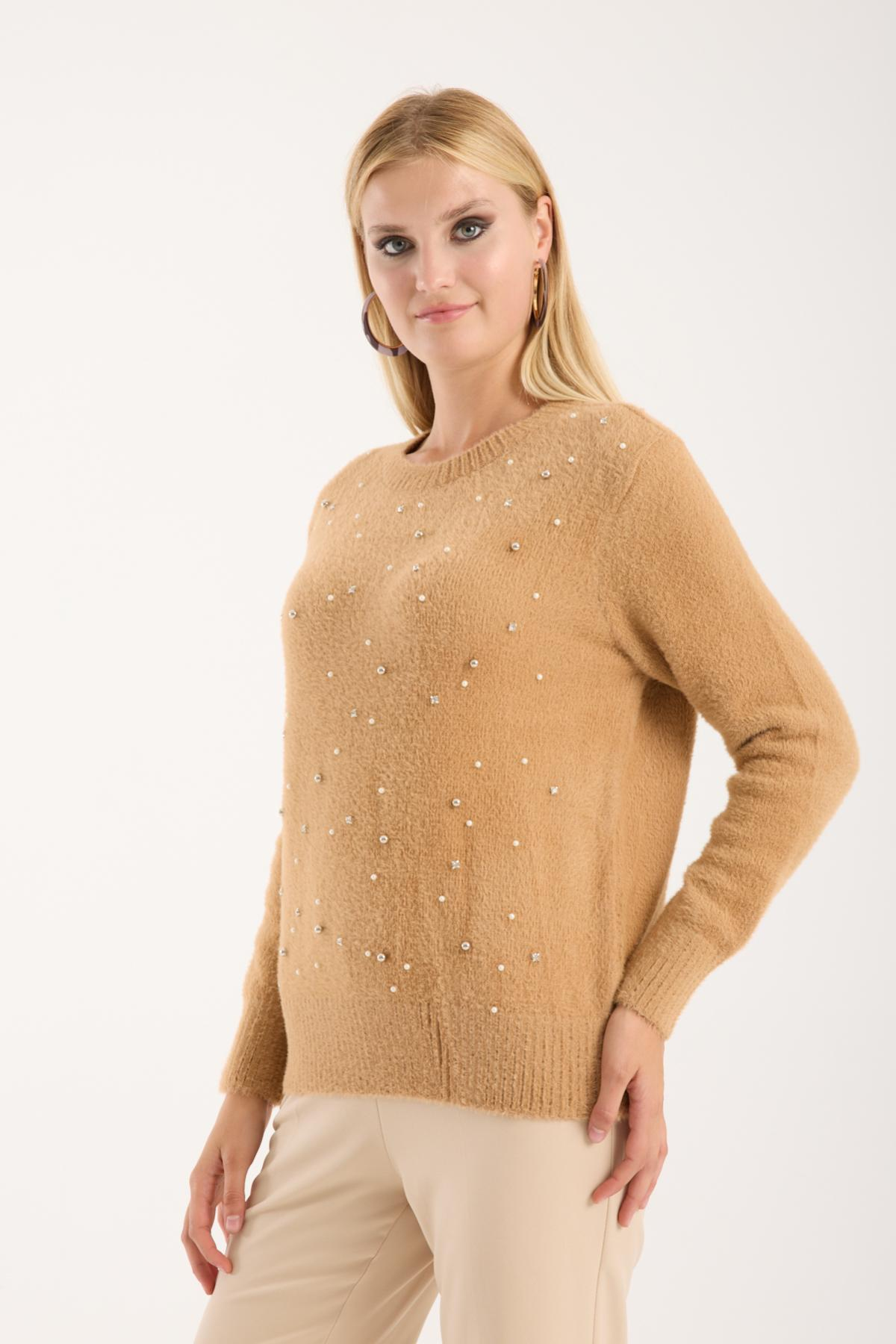 Wholesale Women Beige Crew-Neck Knit Blouse with Rhinestone and Pearl Embellishments 738889