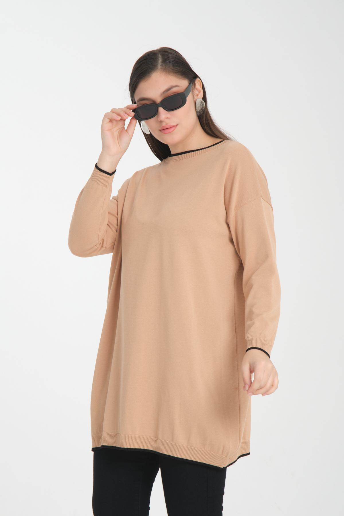 Wholesale Women Beige Garnished Boat Neck Knit Blouse 722655