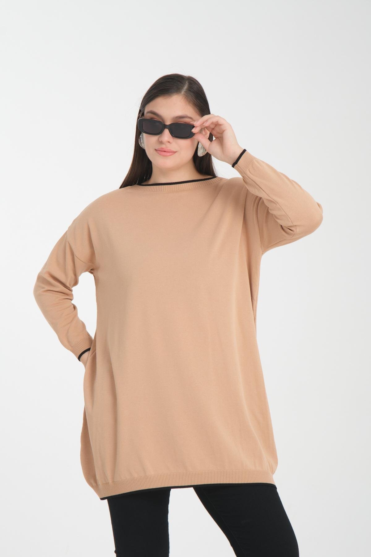 Wholesale Women Beige Garnished Boat Neck Knit Blouse 722655