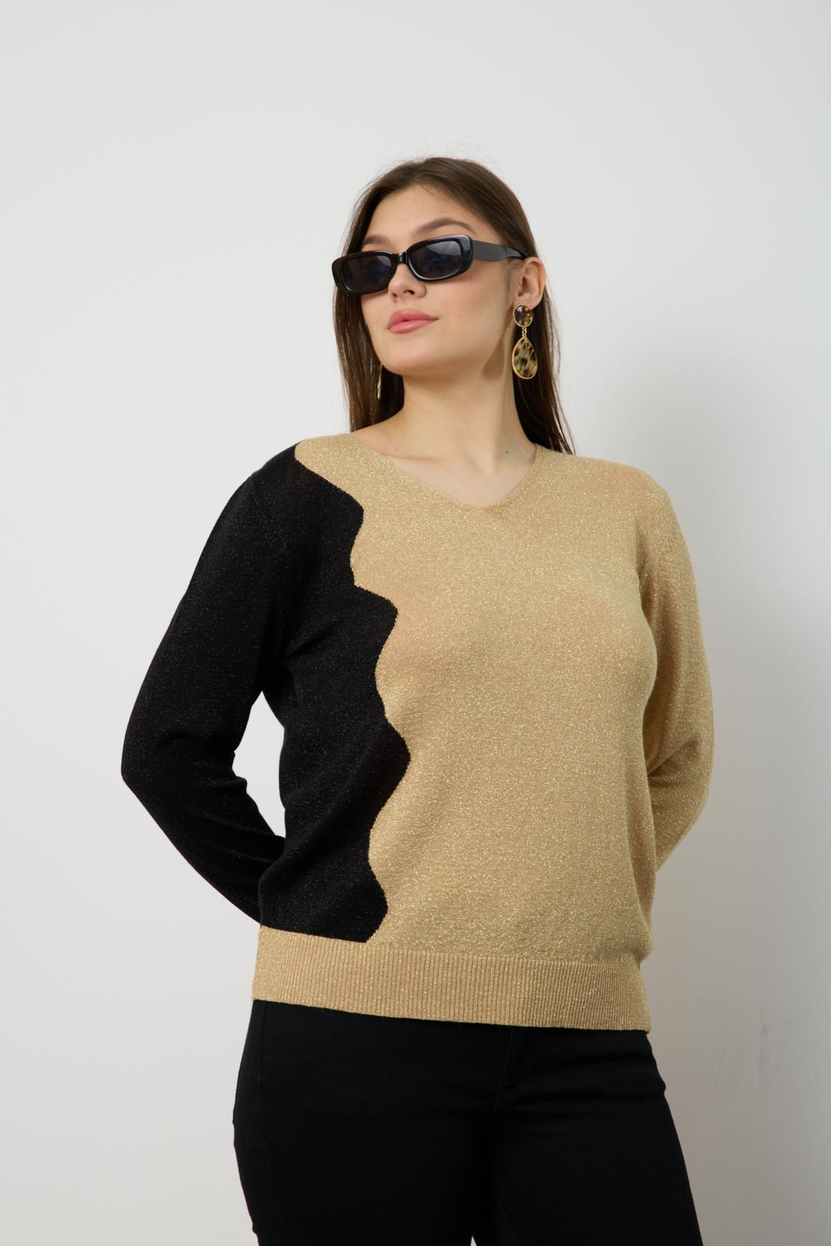 Wholesale Women Beige Two Tone Glittery V-Neck Knit Blouse 724832