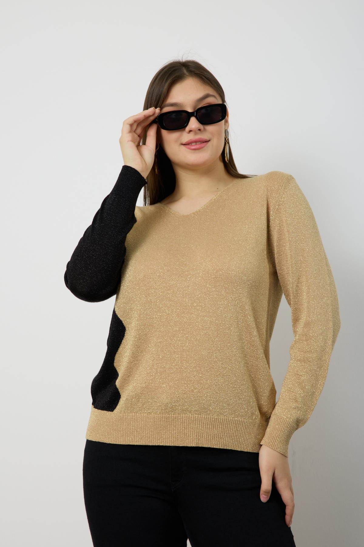 Wholesale Women Beige Two Tone Glittery V-Neck Knit Blouse 724832