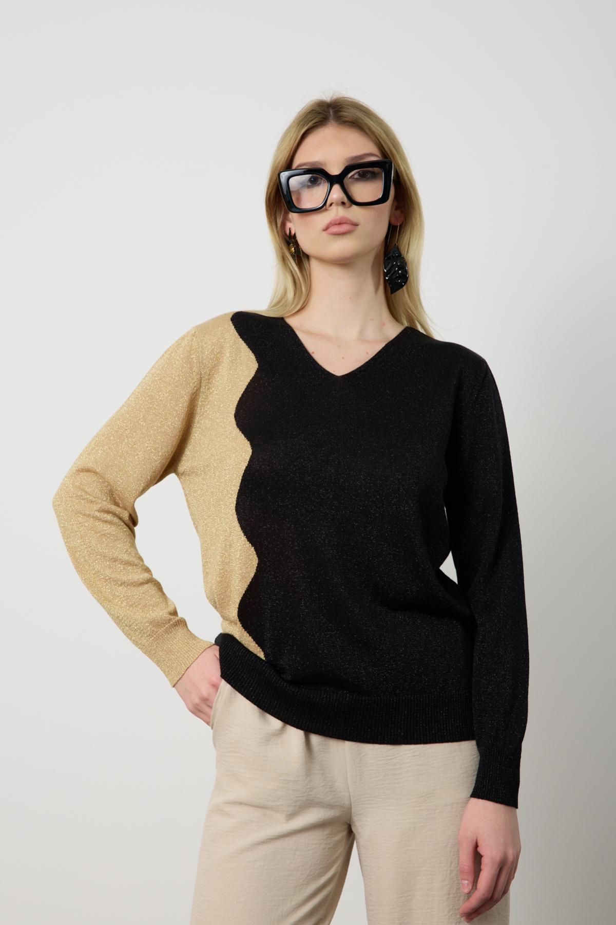 Wholesale Women Black-Beige Two Tone Glittery V-Neck Knit Blouse 724831