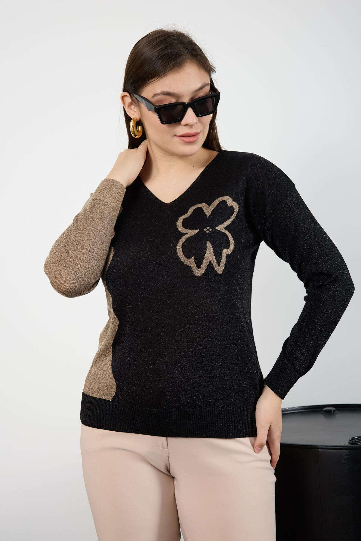 Wholesale Women Black-Beige Two Tone Glittery V-Neck Knit Blouse 725244