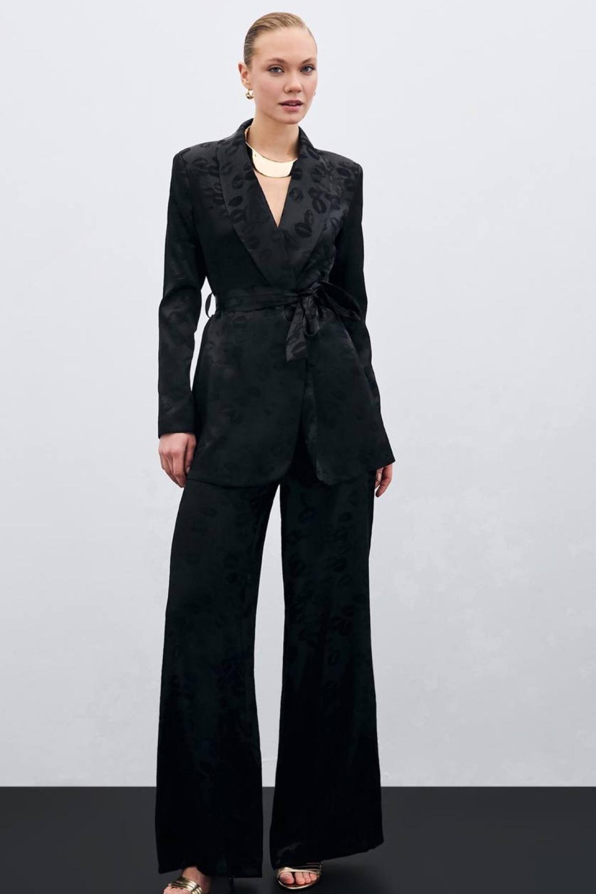 Wholesale Women Black Blazer Jacket 728983