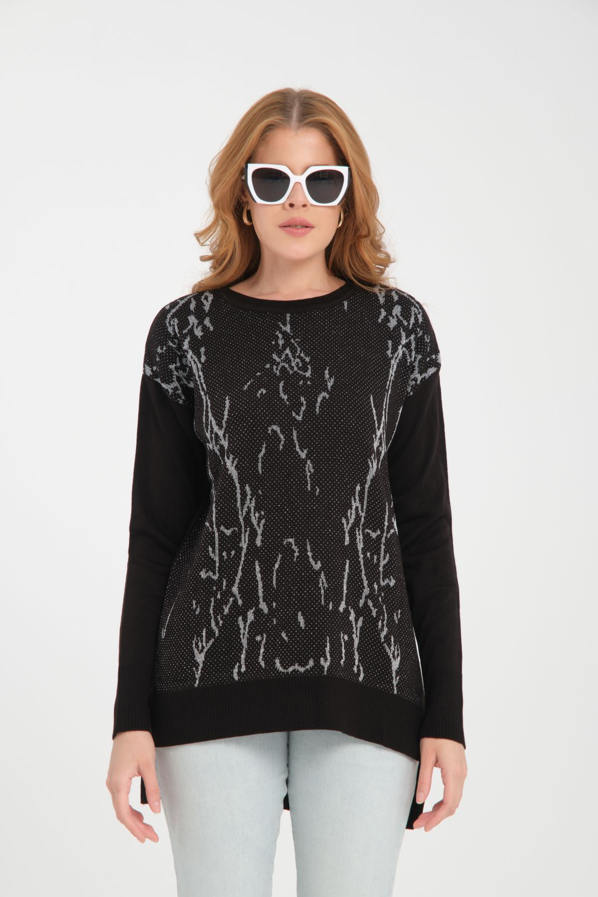 Wholesale Women Black Glitter Crew-Neck Sweaters 710986