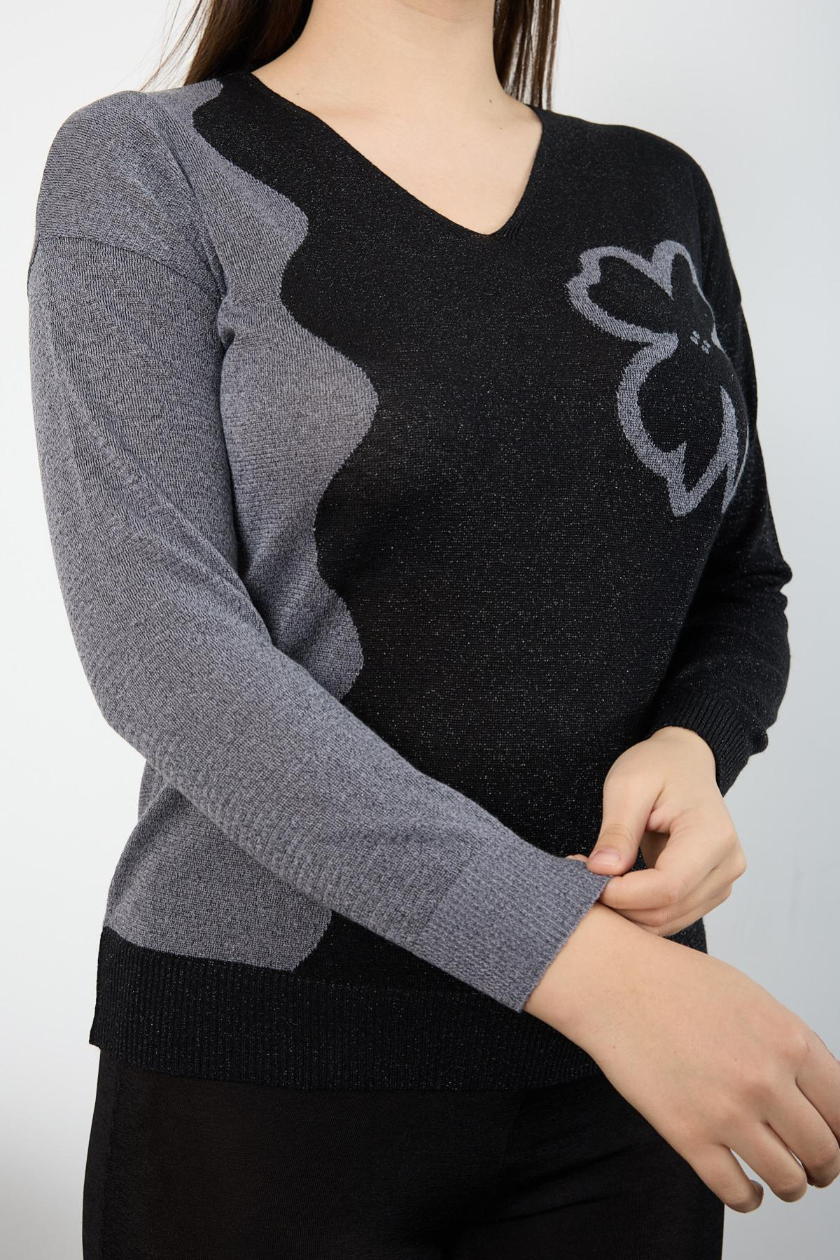 Wholesale Women Black-Gray Two Tone Glittery V-Neck Knit Blouse 725233