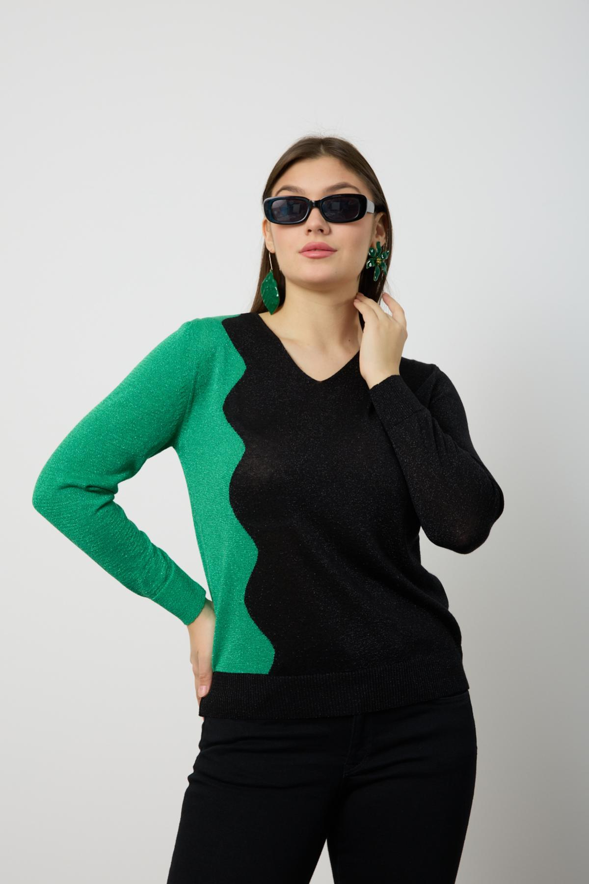 Wholesale Women Black-Green Two Tone Glittery V-Neck Knit Blouse 724829