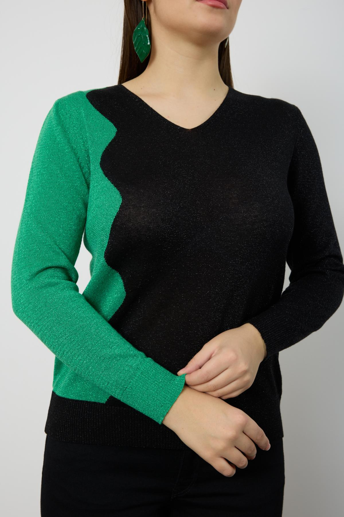 Wholesale Women Black-Green Two Tone Glittery V-Neck Knit Blouse 724829