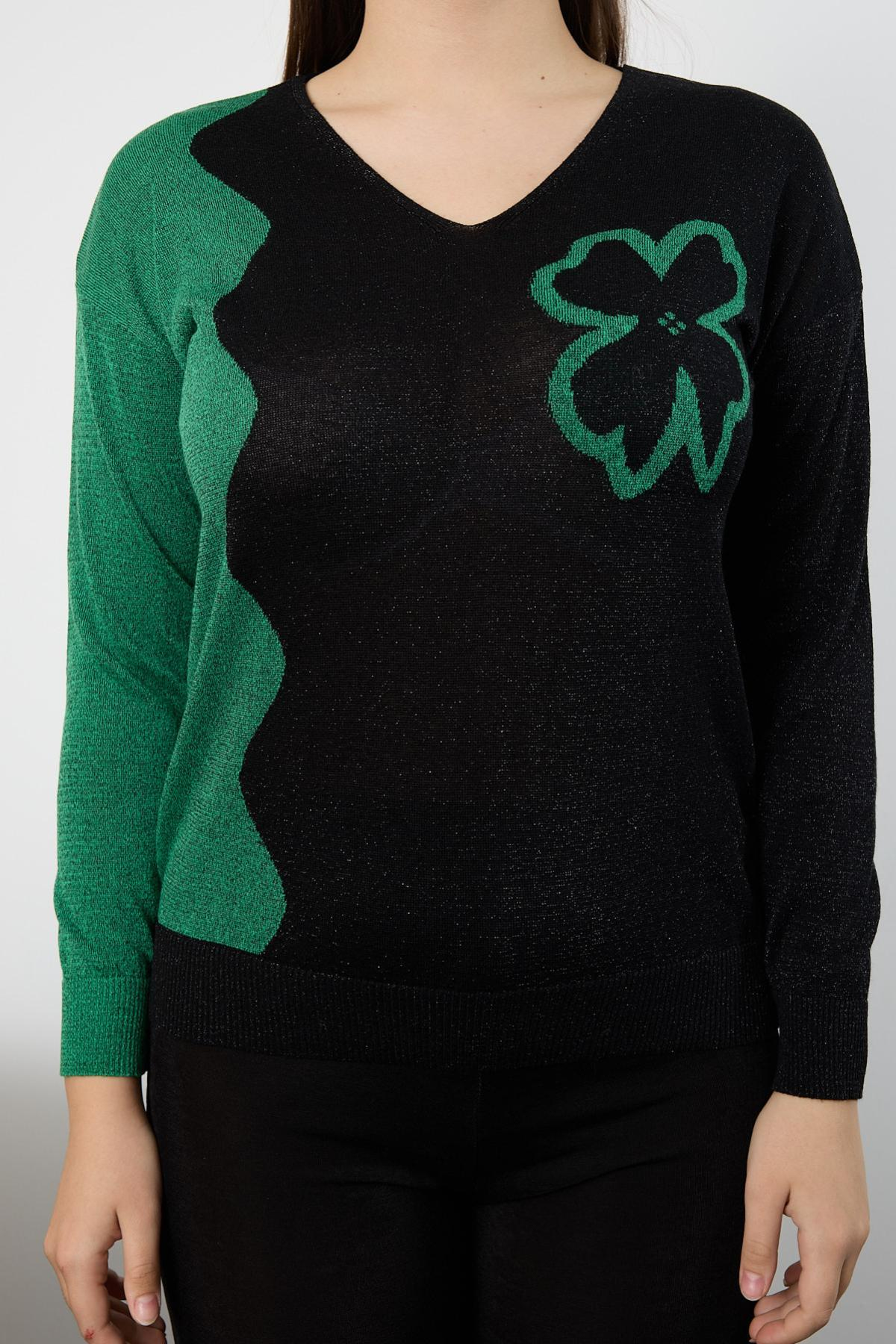Wholesale Women Black-Green Two Tone Glittery V-Neck Knit Blouse 725238