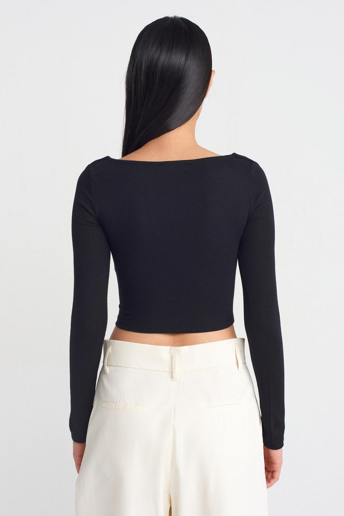 Wholesale Women Black Long Sleeve Top 719726