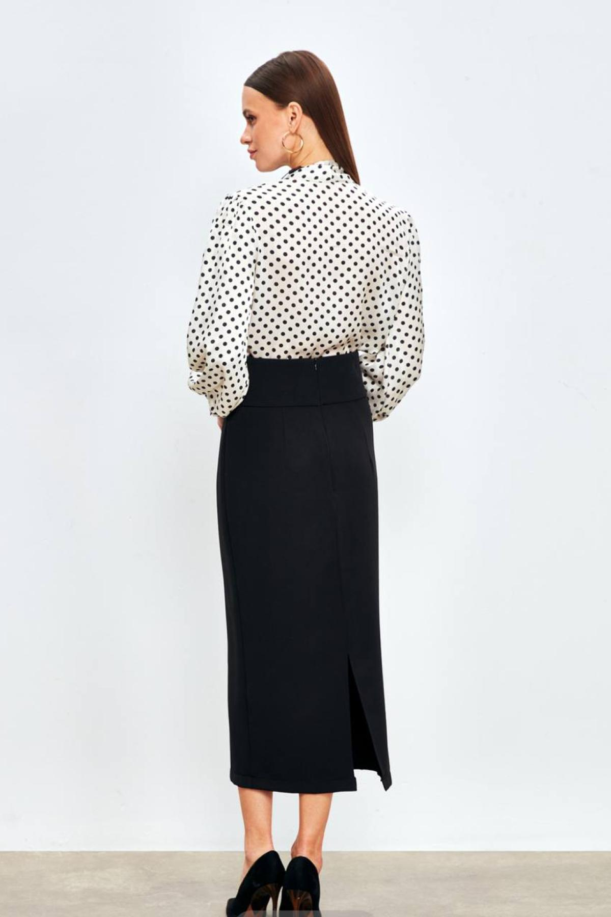 Wholesale Women Black Maxi Skirt 733808